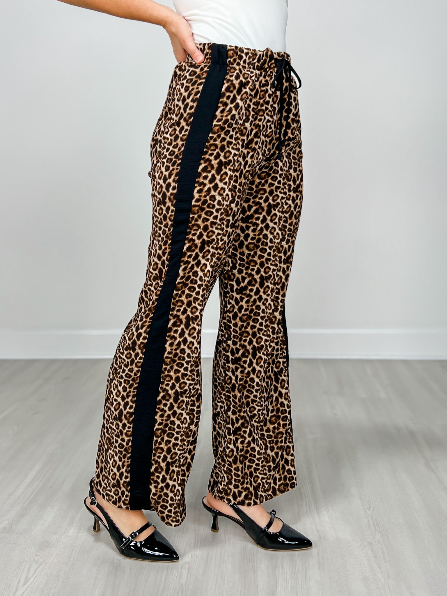 Leopard Print Wide Leg Pants With Pockets