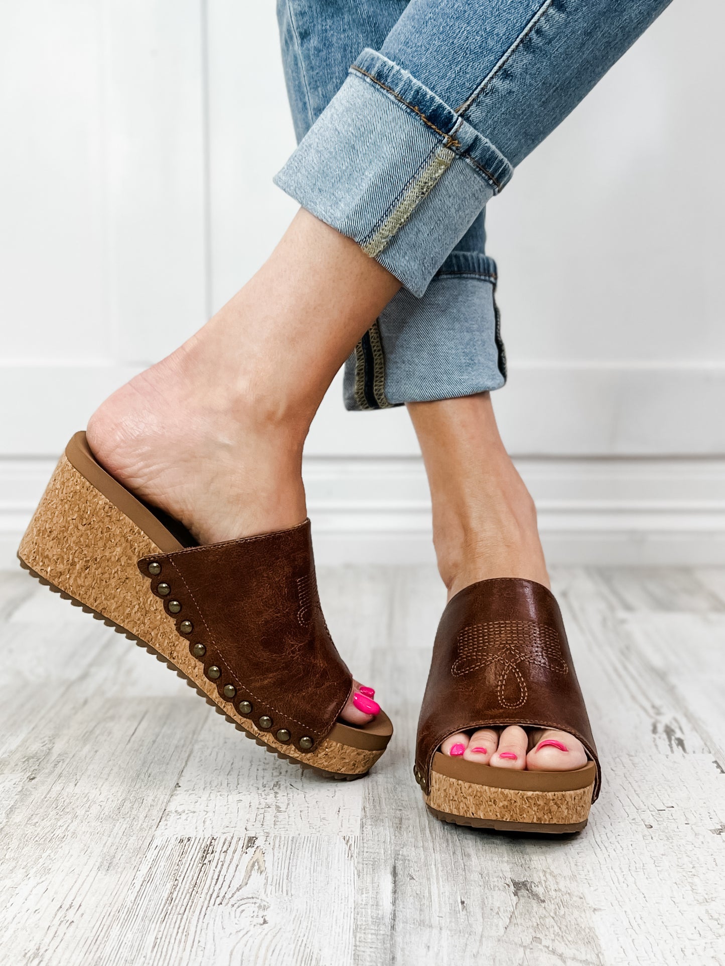 Corkys Saddle Up Wedges in Saddle