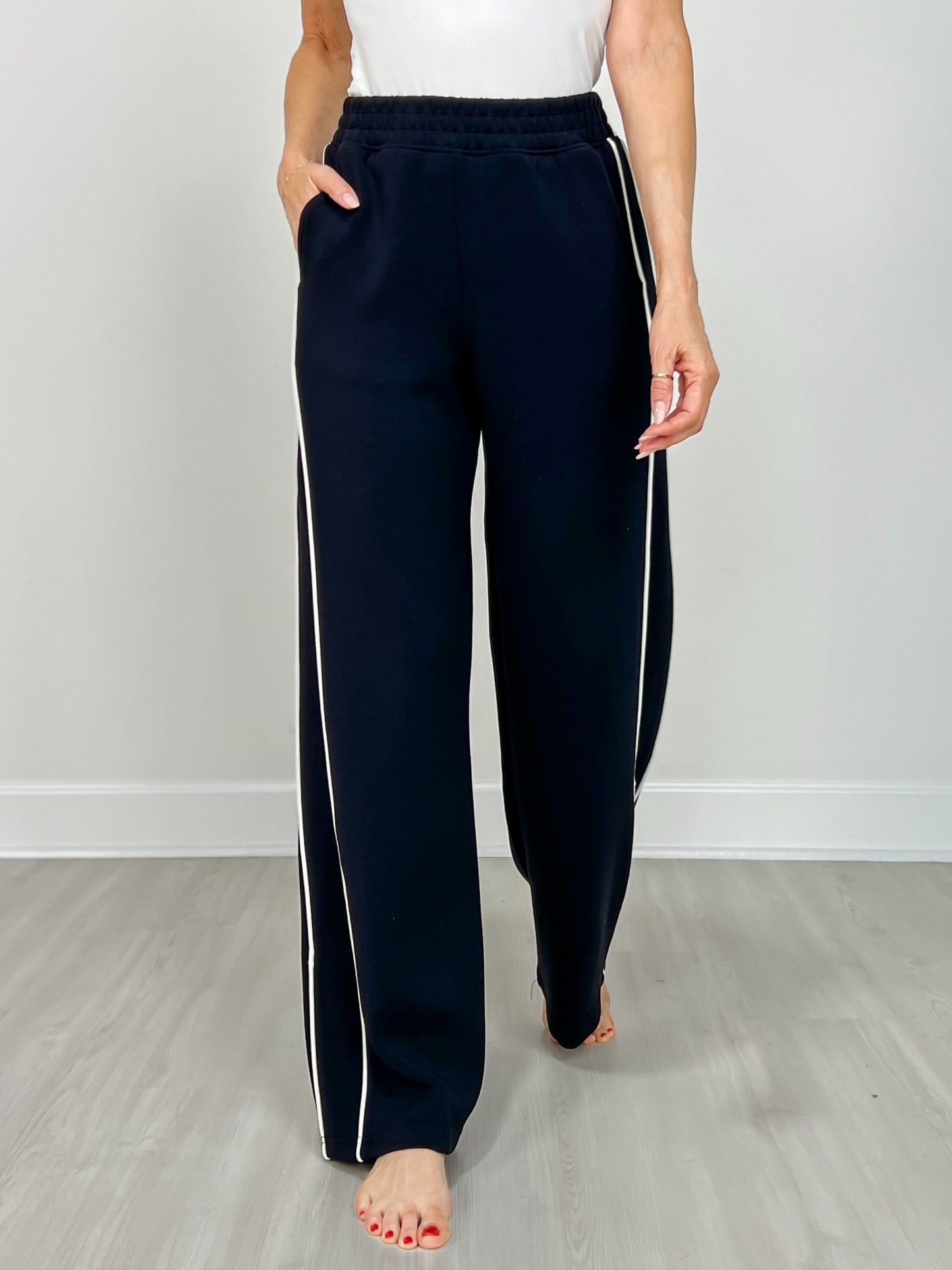 Modal Scuba Stripe Piping Straight Pant in Black Cream