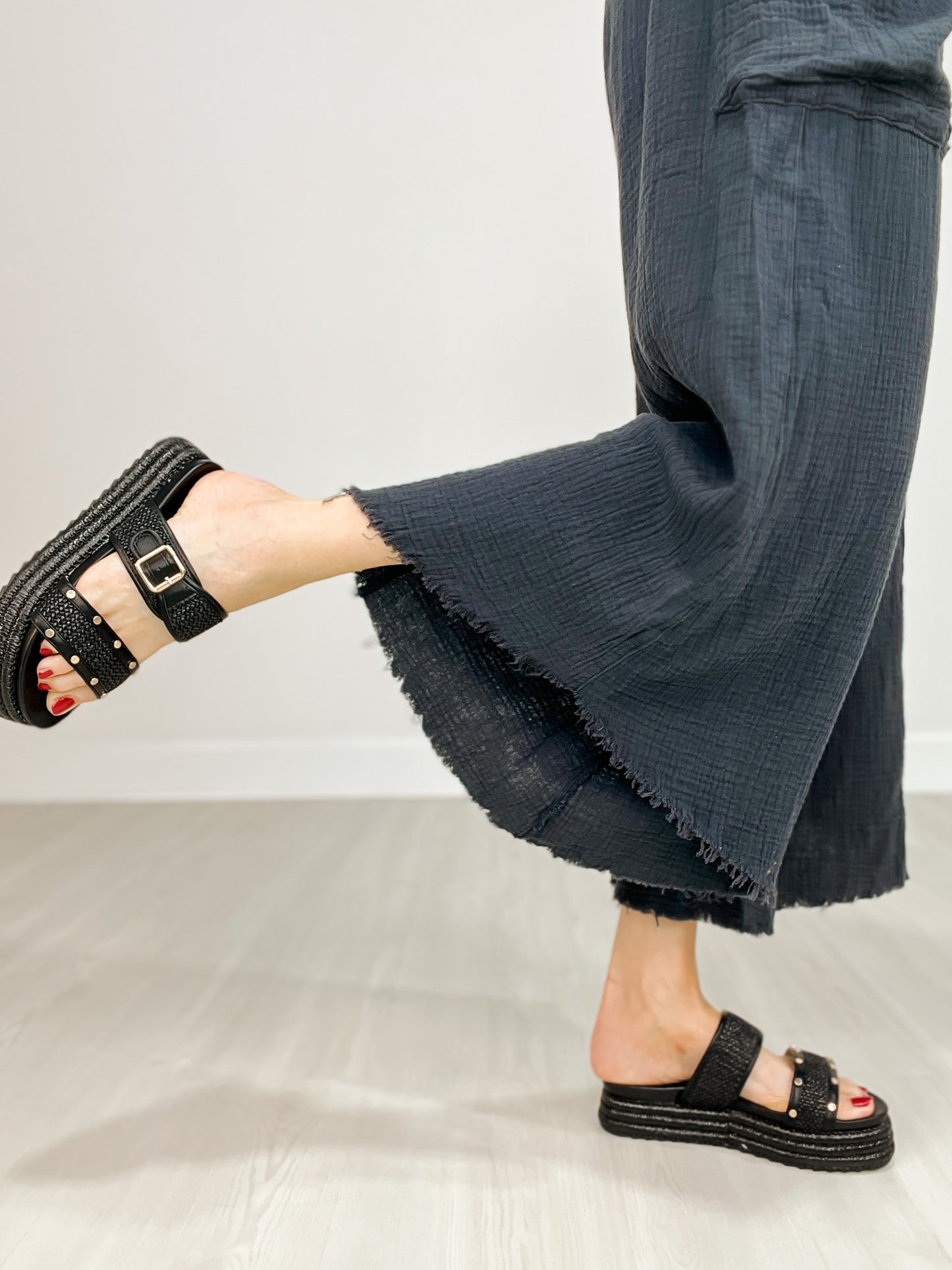 Mineral Washed Linen Frayed Hem Wide Leg Pants