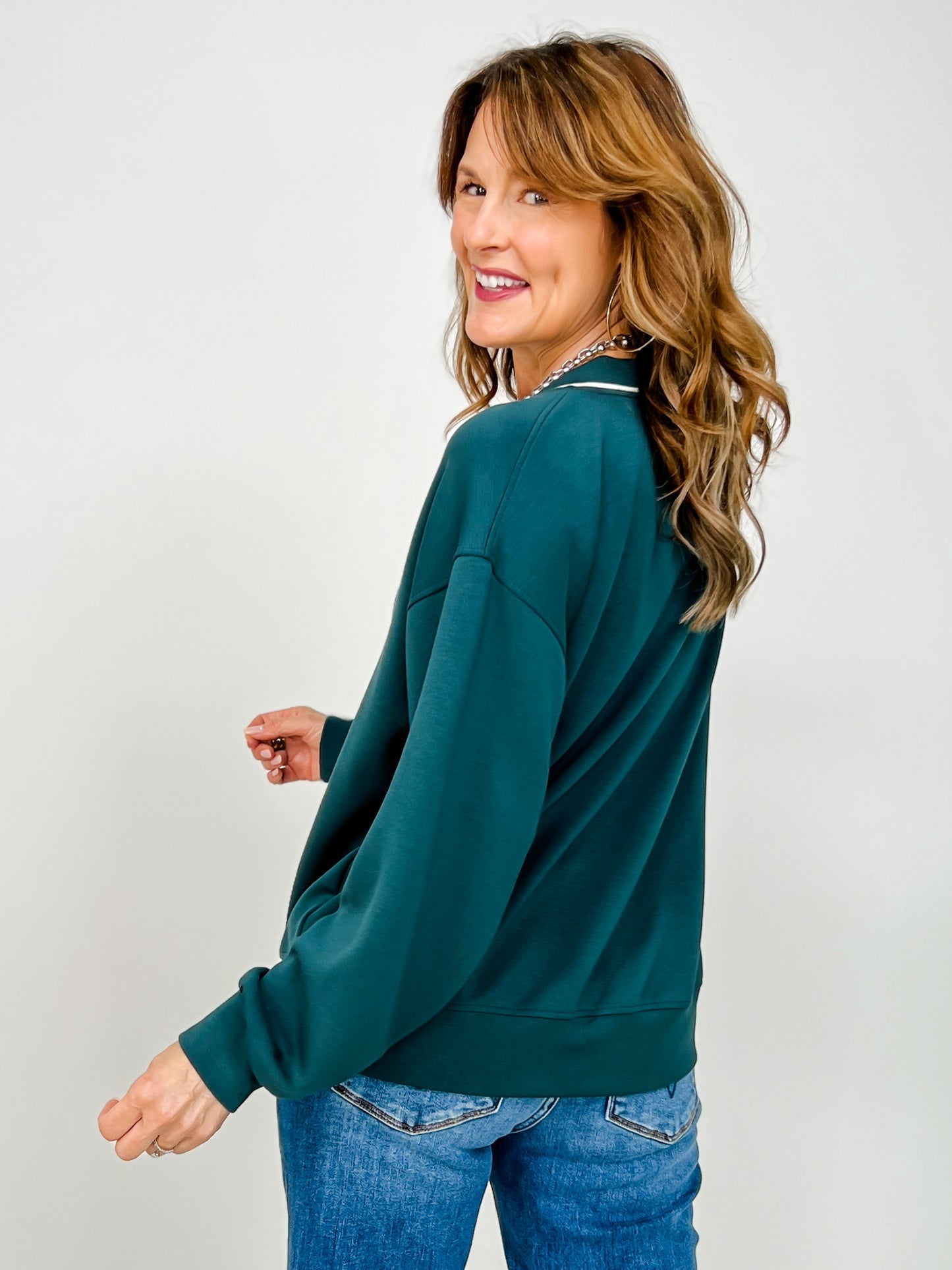 Modal Scuba Piping V-Neck Top in Midnight Green Cream