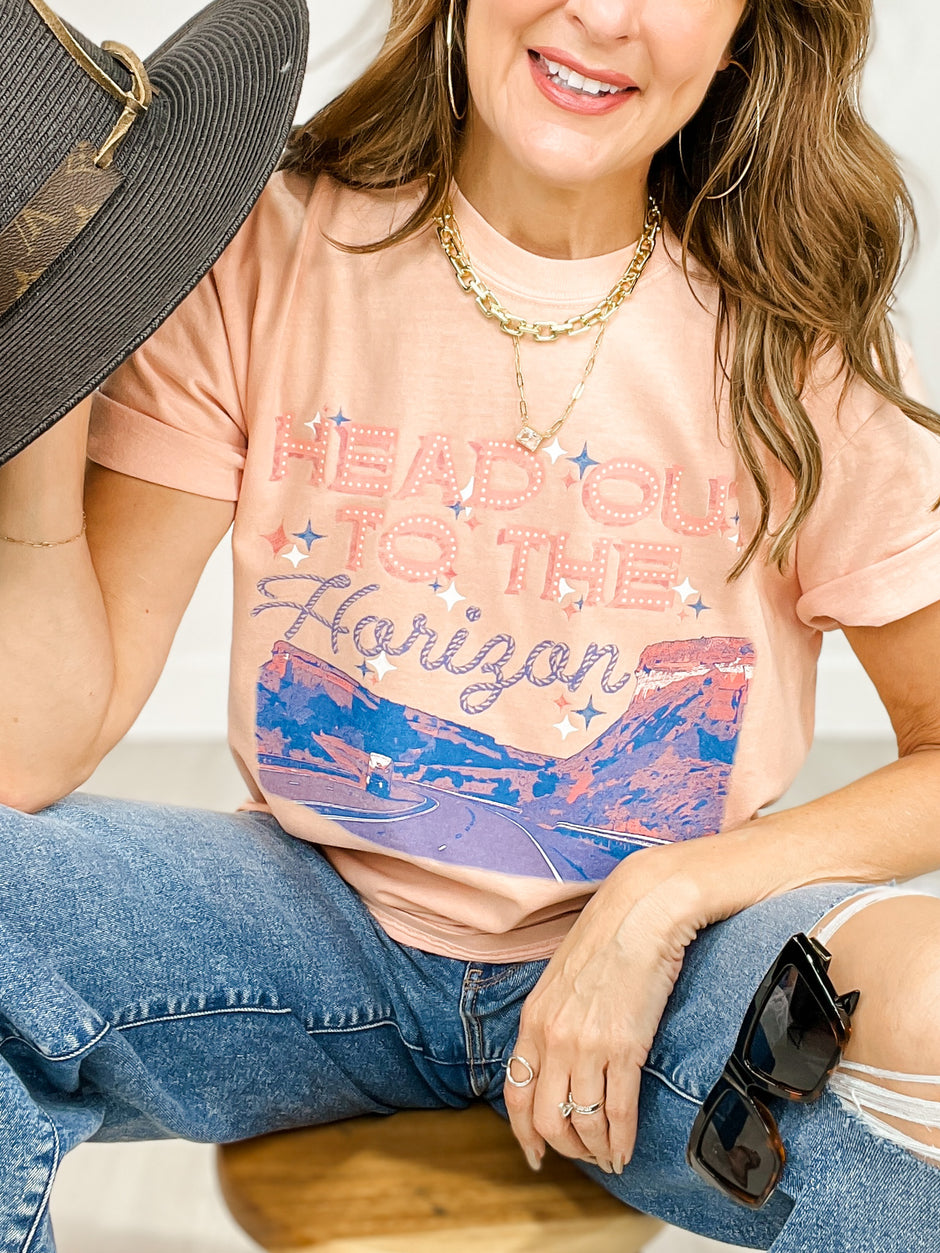 Head Out To The Horizon Graphic Tee