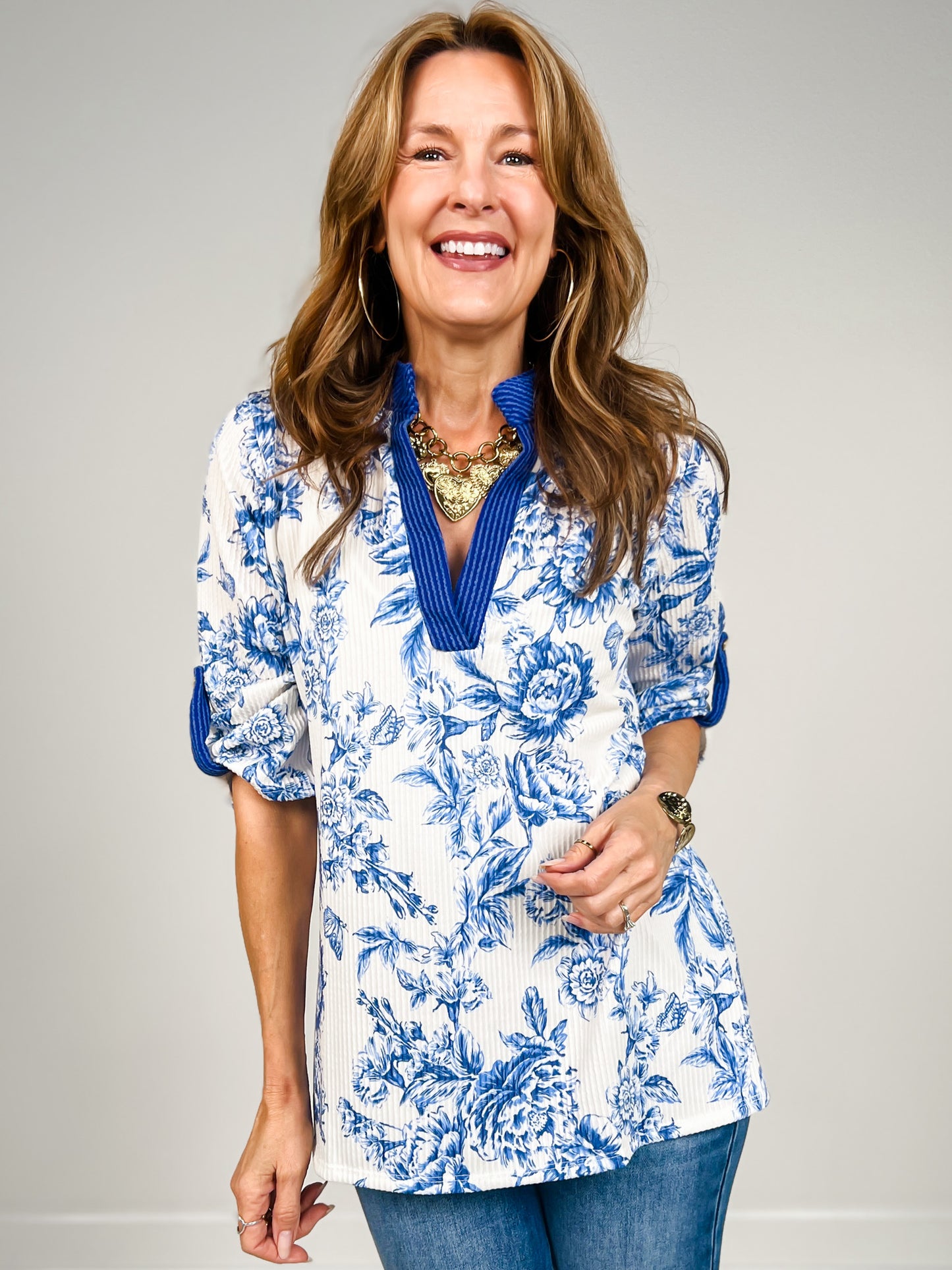 3/4 Sleeve Floral Print Split Neck Top