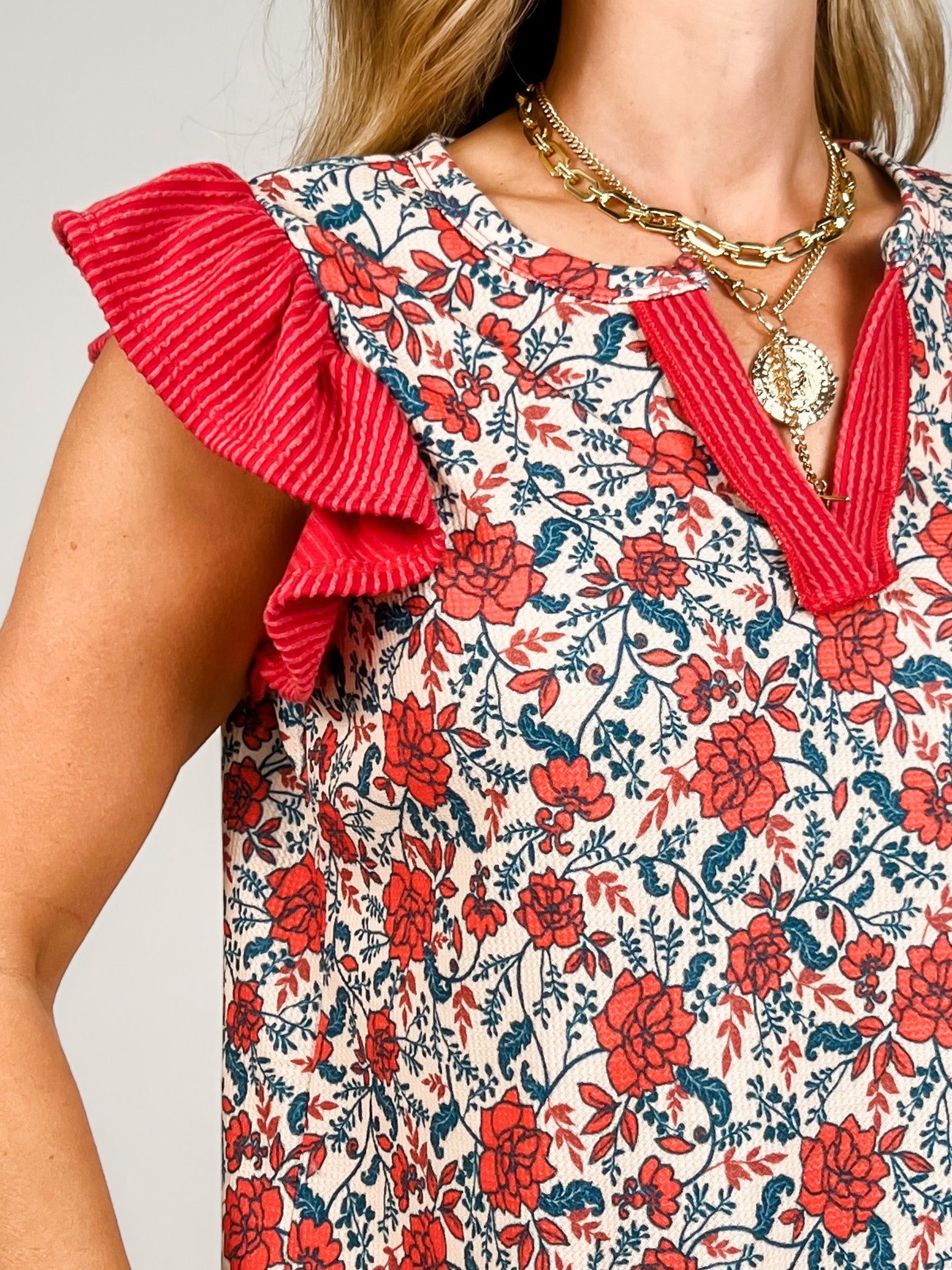 Floral Print Ruffled Sleeveless V-Neck Top