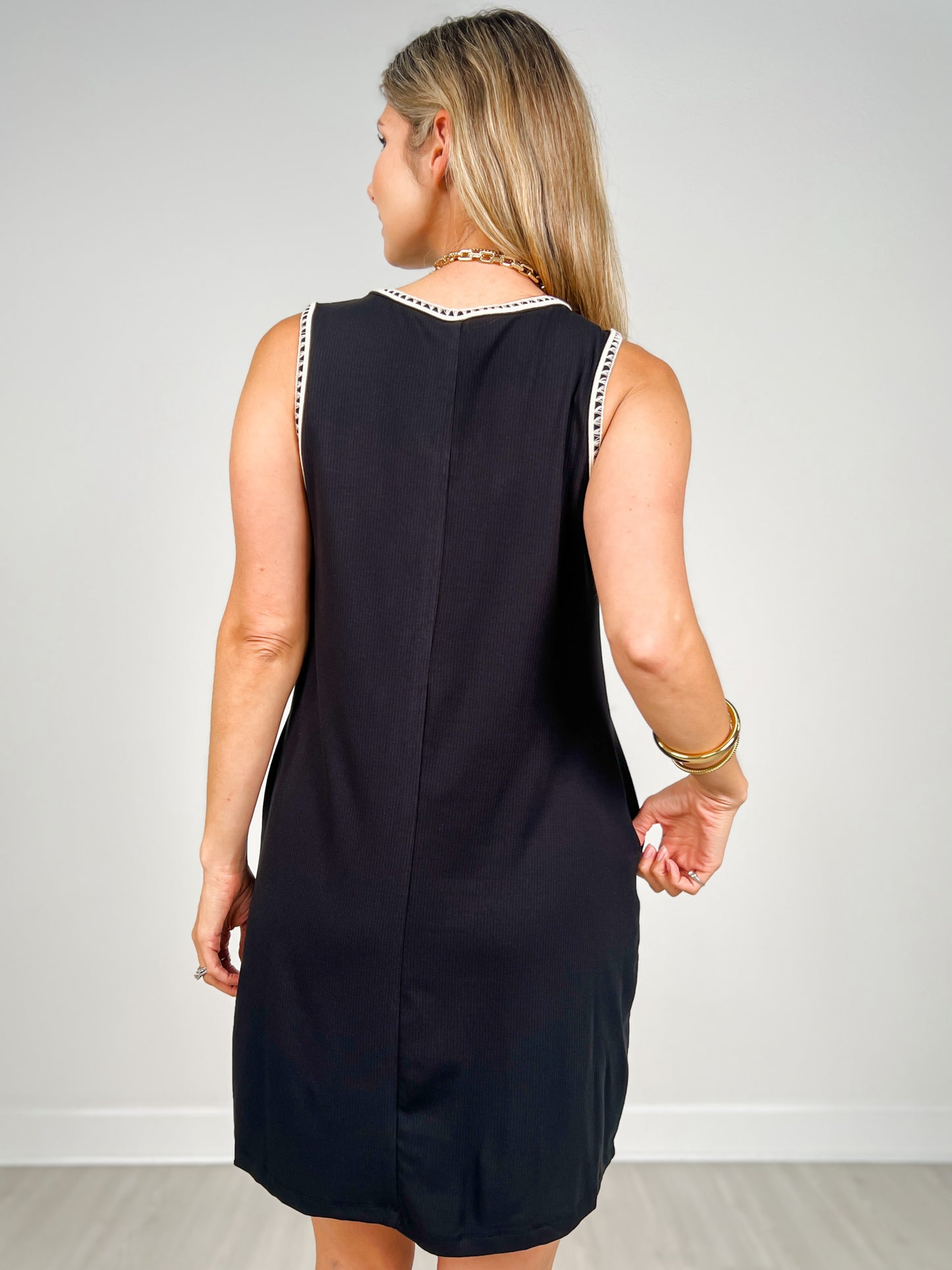 Airloom Sleeveless Dress with V-Neckline in Black