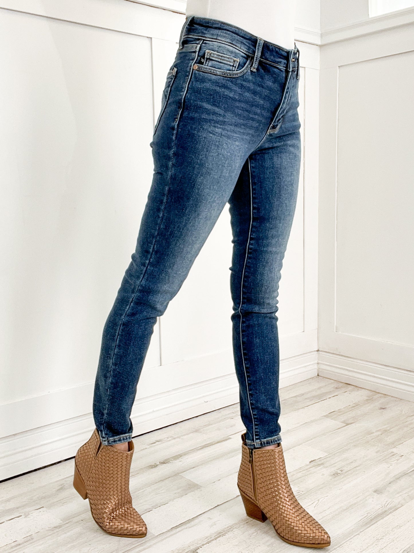 Judy Blue LITTLE MISS SUNSHINE Mid-Rise Thermal Skinny Jeans