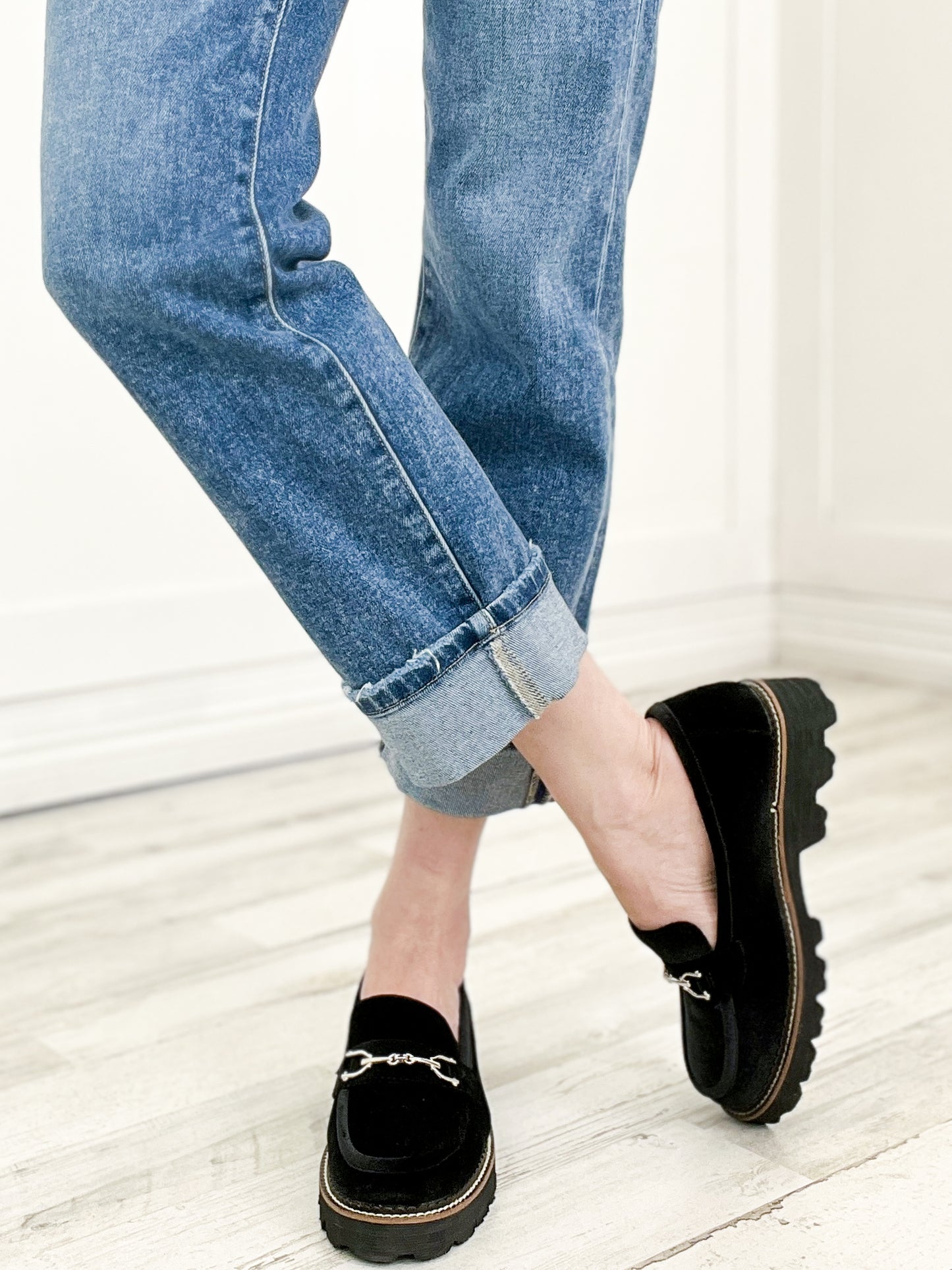Risen FREESTYLE Tummy Control Hi-Rise Cropped Straight Jeans