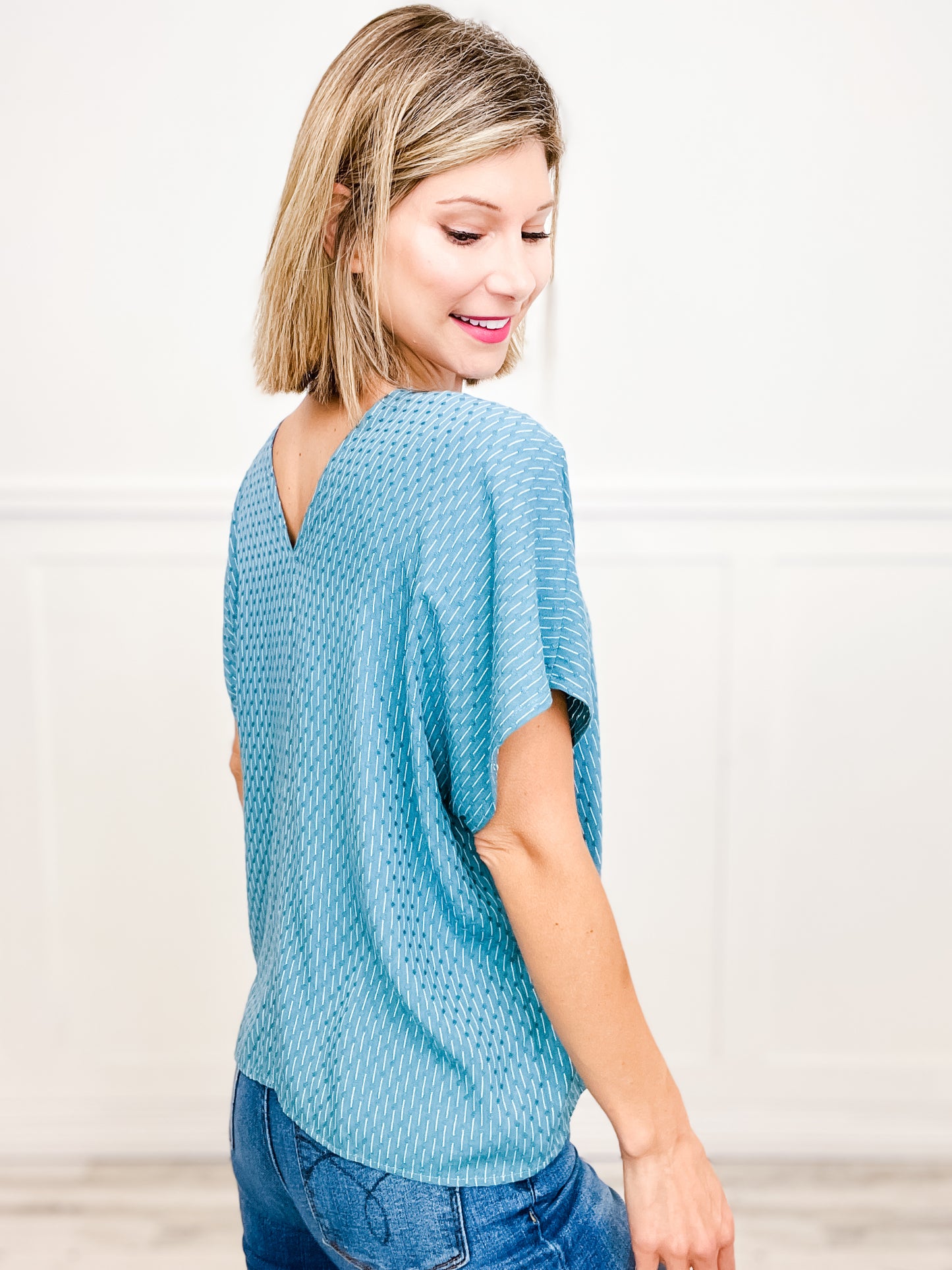 TEXTURE V NECK WOVEN TOP