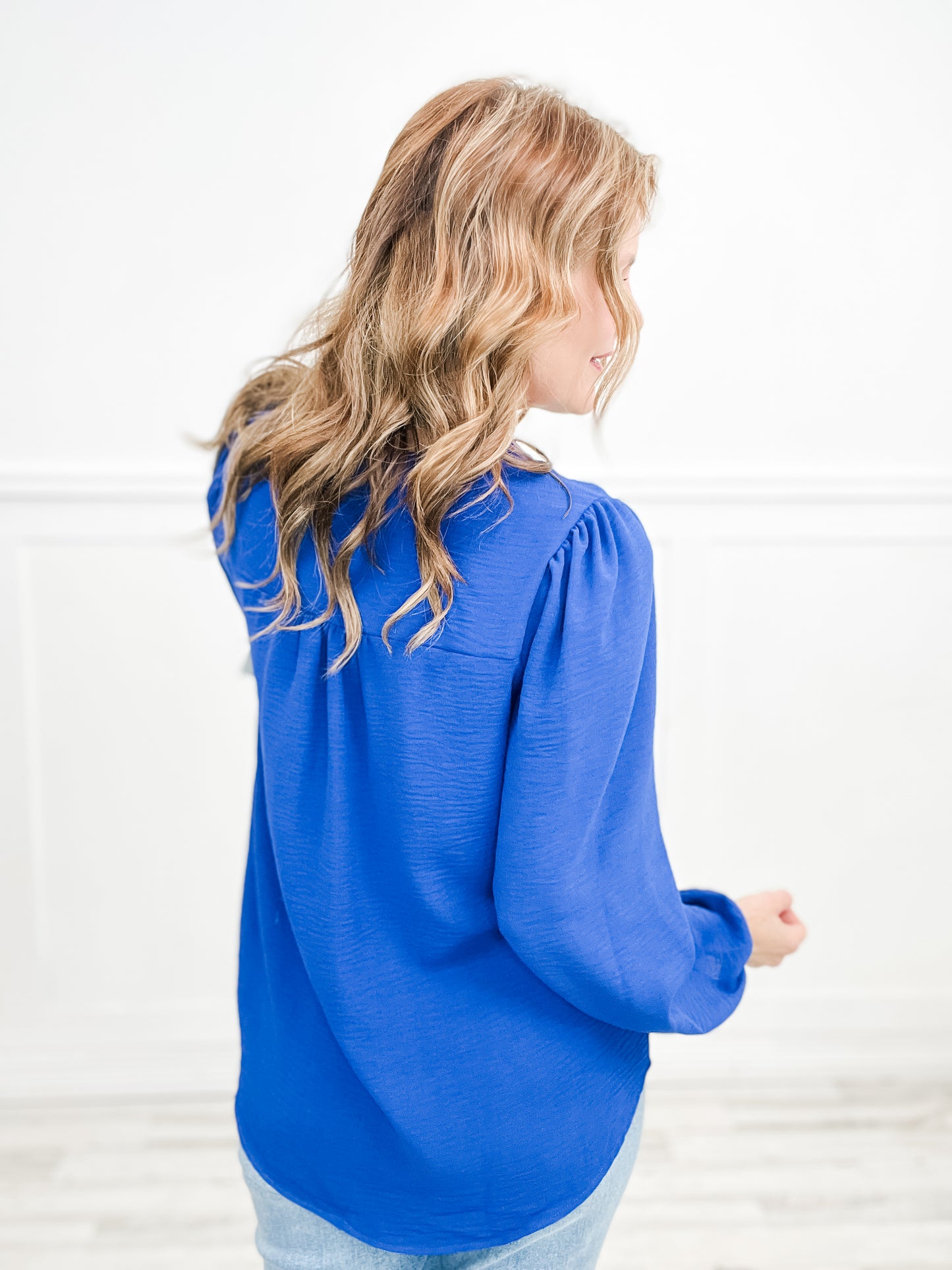 Relax Ease Notched Neck Knit Top