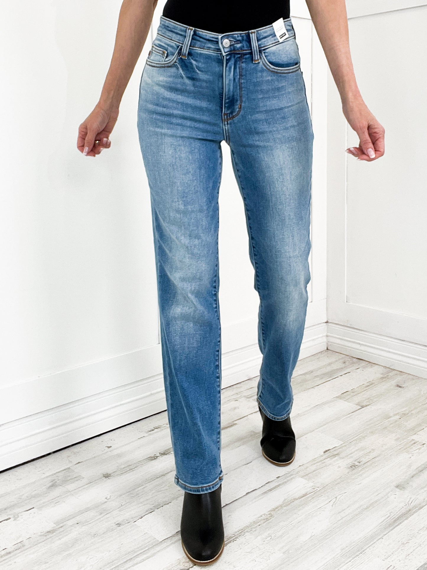 Judy Blue PERFECT DAYS Hi-Rise Medium Vintage Wash Thermal Straight Jeans