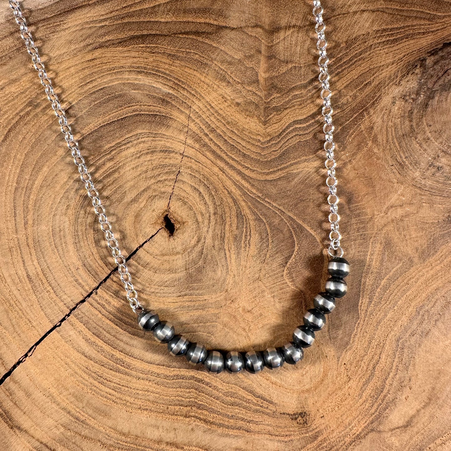 Navajo Pearl U Necklace 6MM