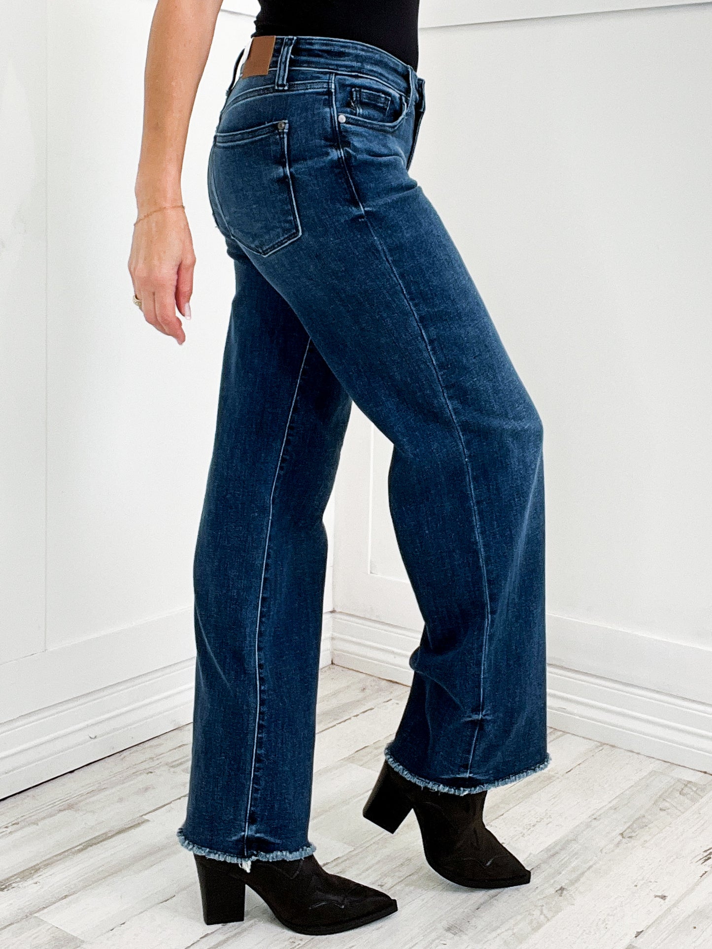 Judy Blue BAILEY Mid Rise Wide Leg with Tint Jeans