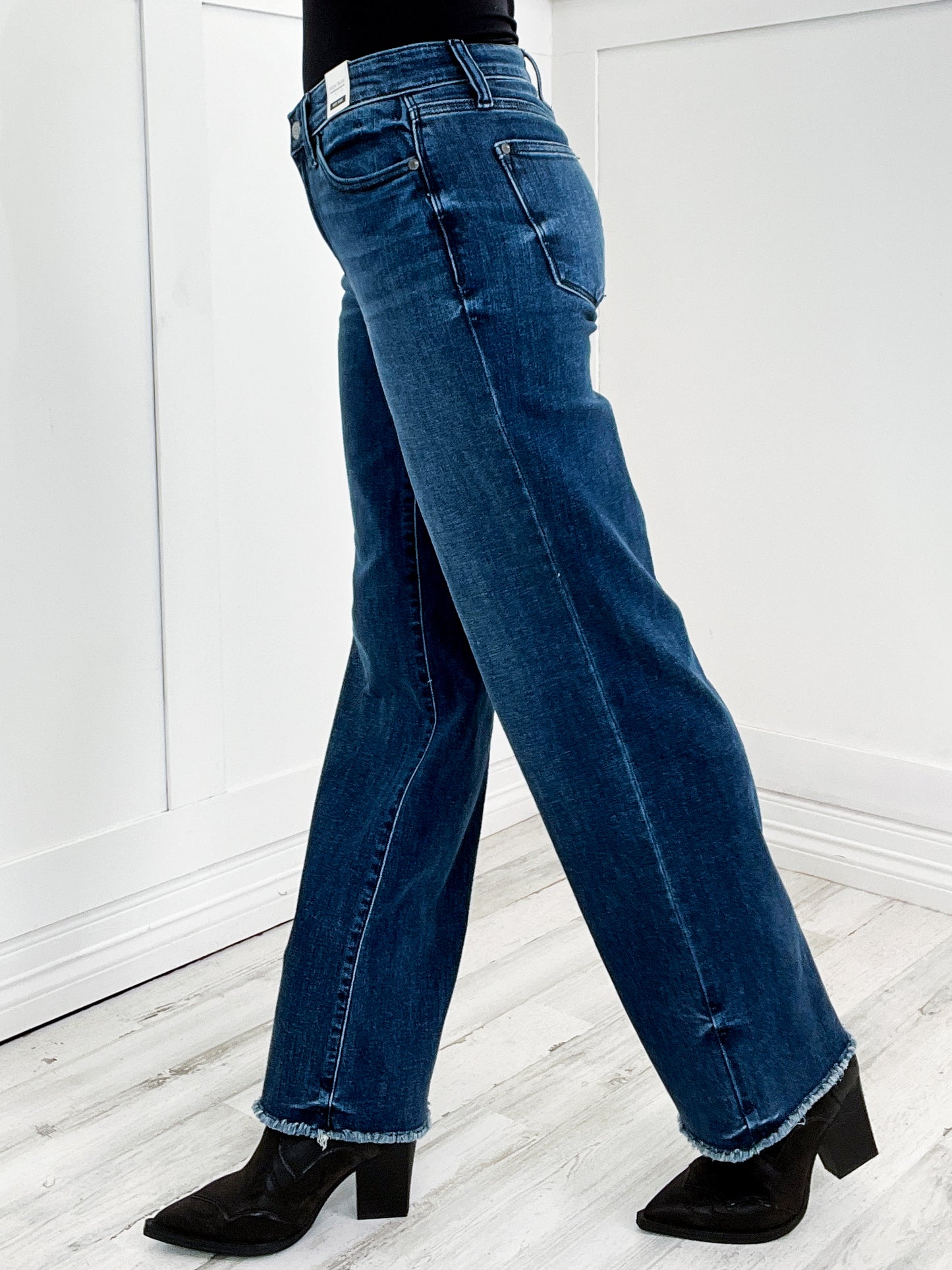 Judy Blue BAILEY Mid Rise Wide Leg with Tint Jeans