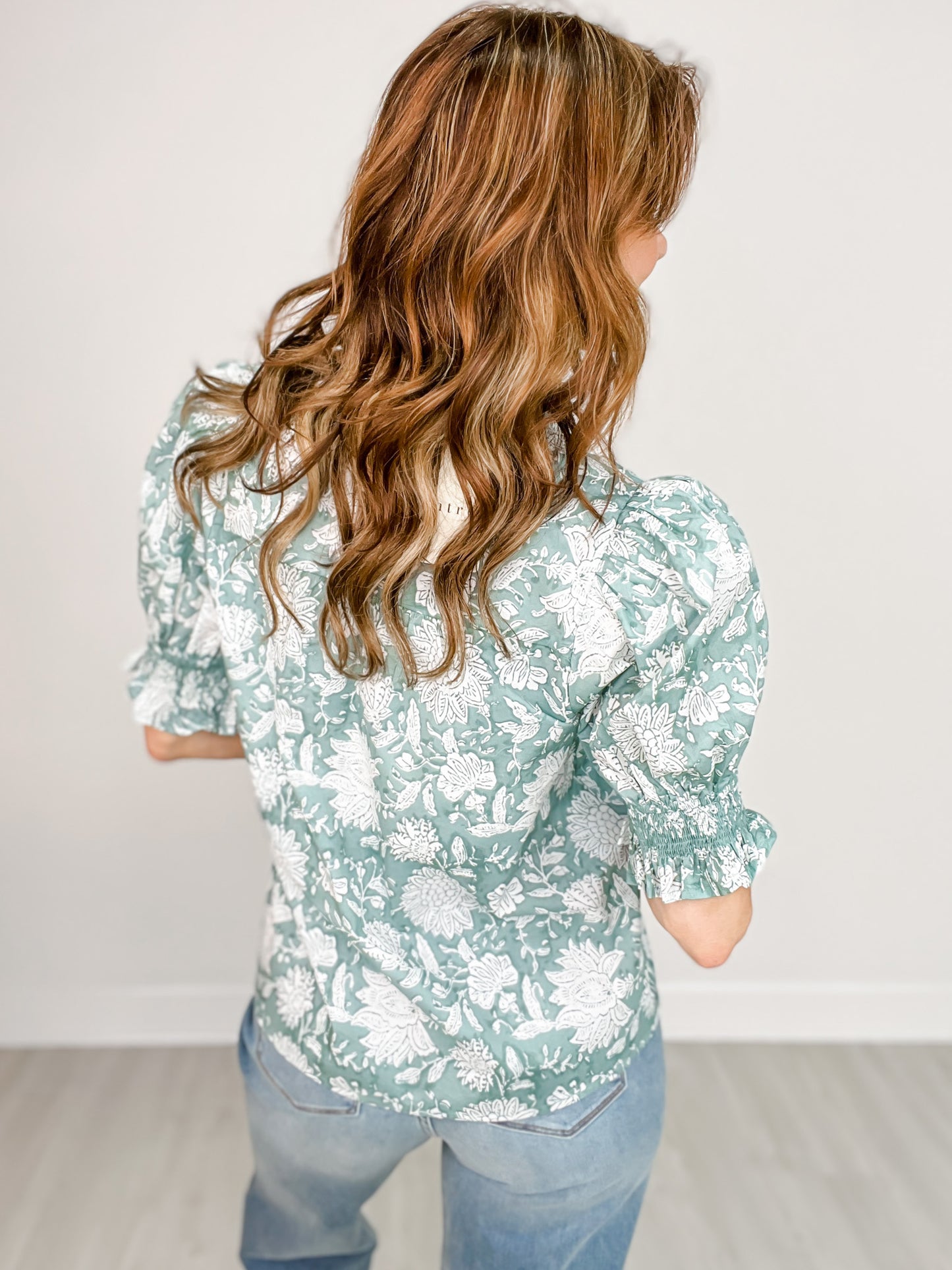 Short Puff Sleeve Floral Top with Collared Neckline