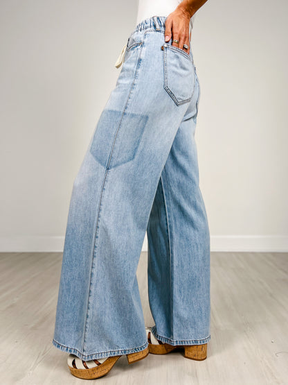 Judy Blue DRAW ME IN Hi-Rise Featherweight Palazzo Elasticated Waistband Jeans
