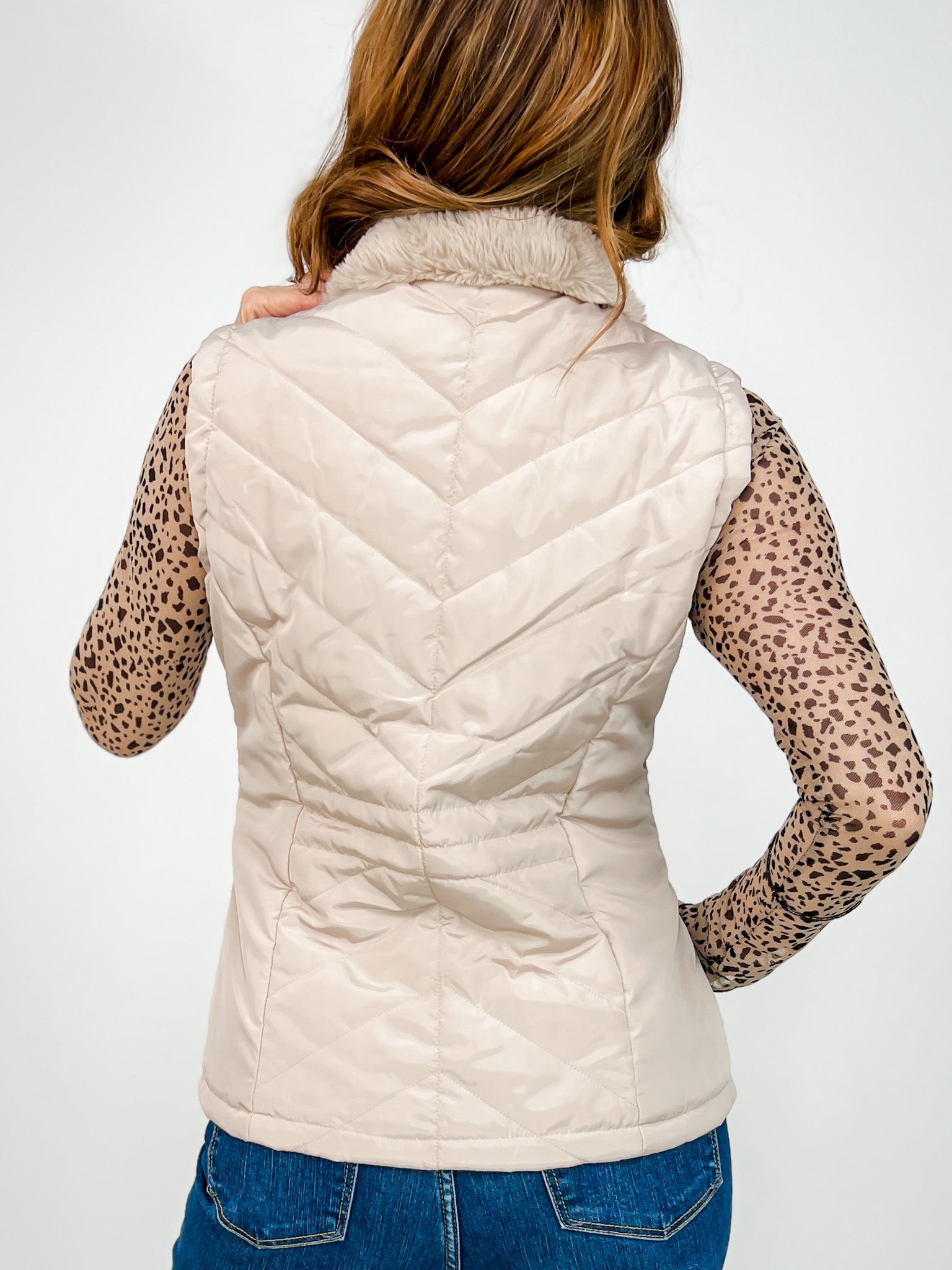 Sleeveless Solid Knit Zip-Up Vest