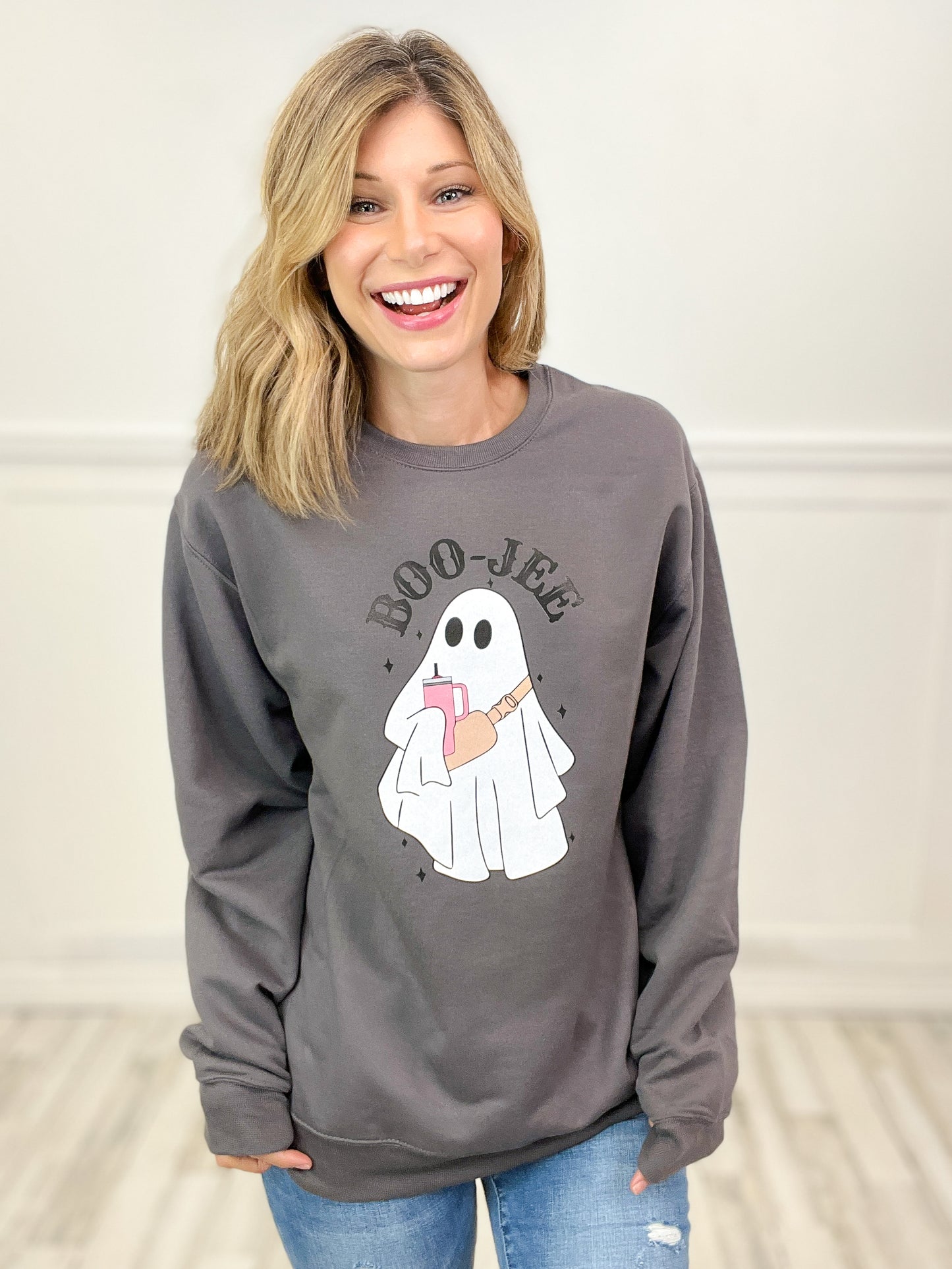 Boo-Jee Ghost Graphic Top