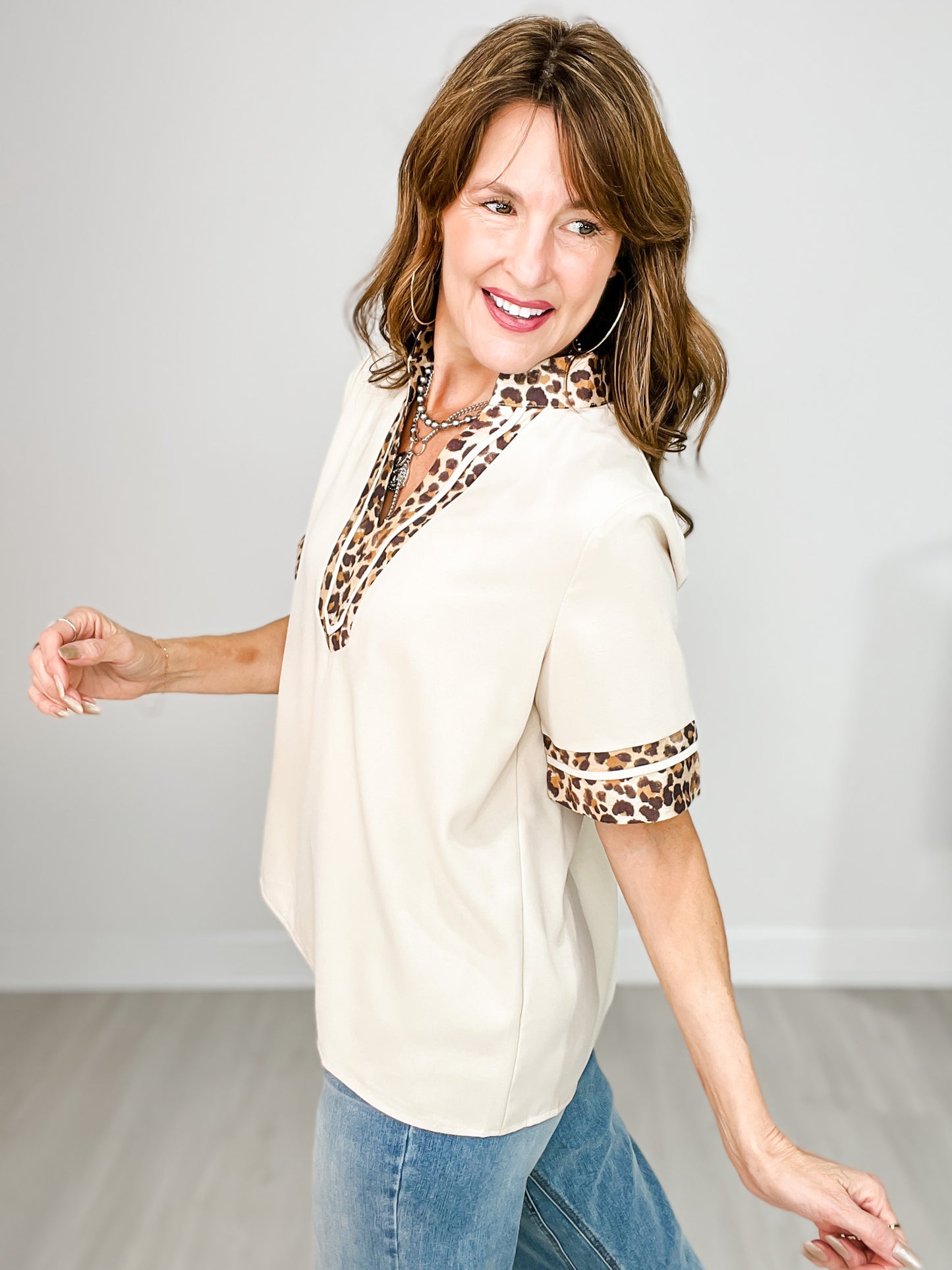 Short Sleeve Top with Leopard Accent Collar and Sleeve Band