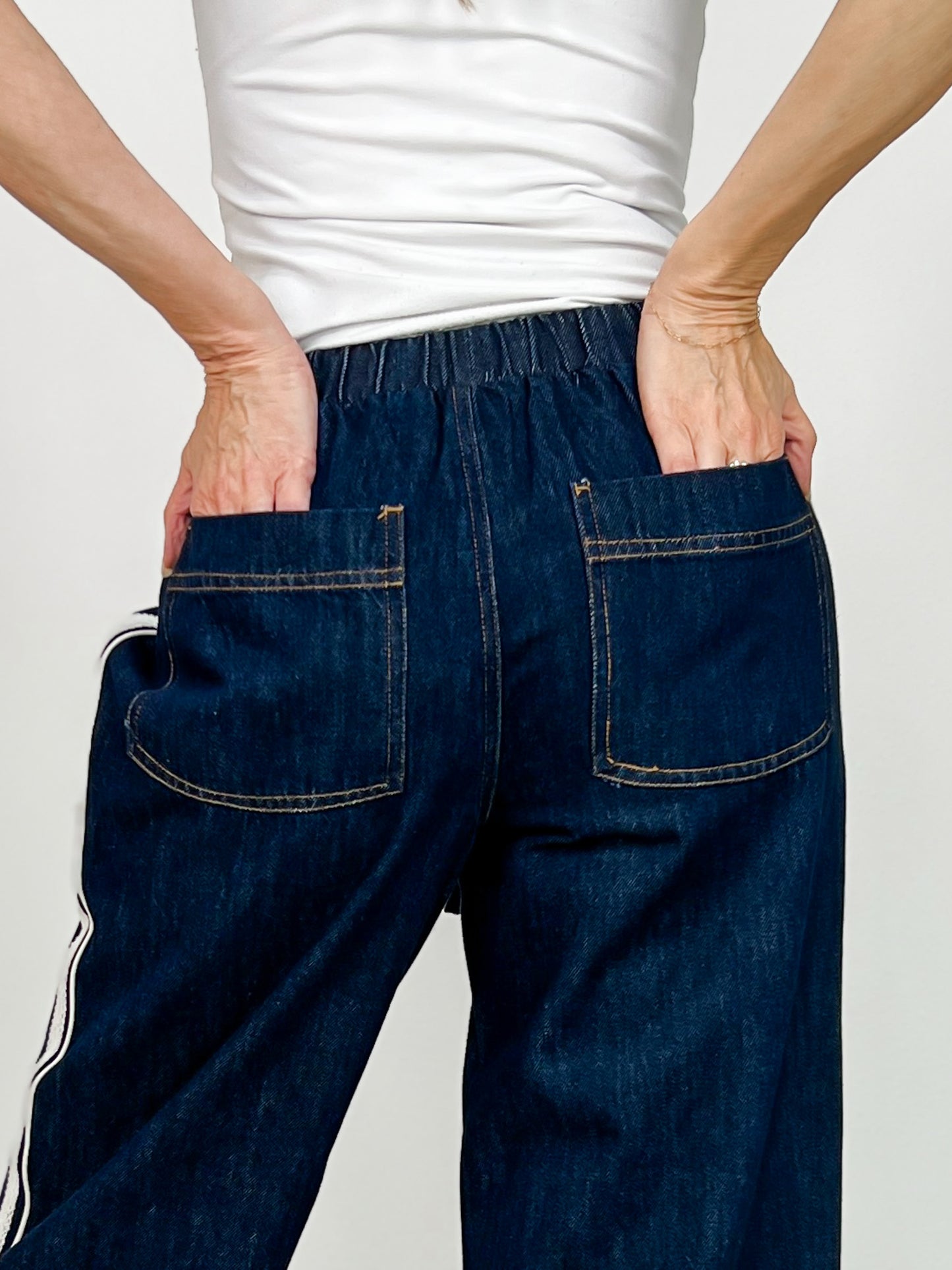 Wide Leg Pants With Side Lace Trim And Piping