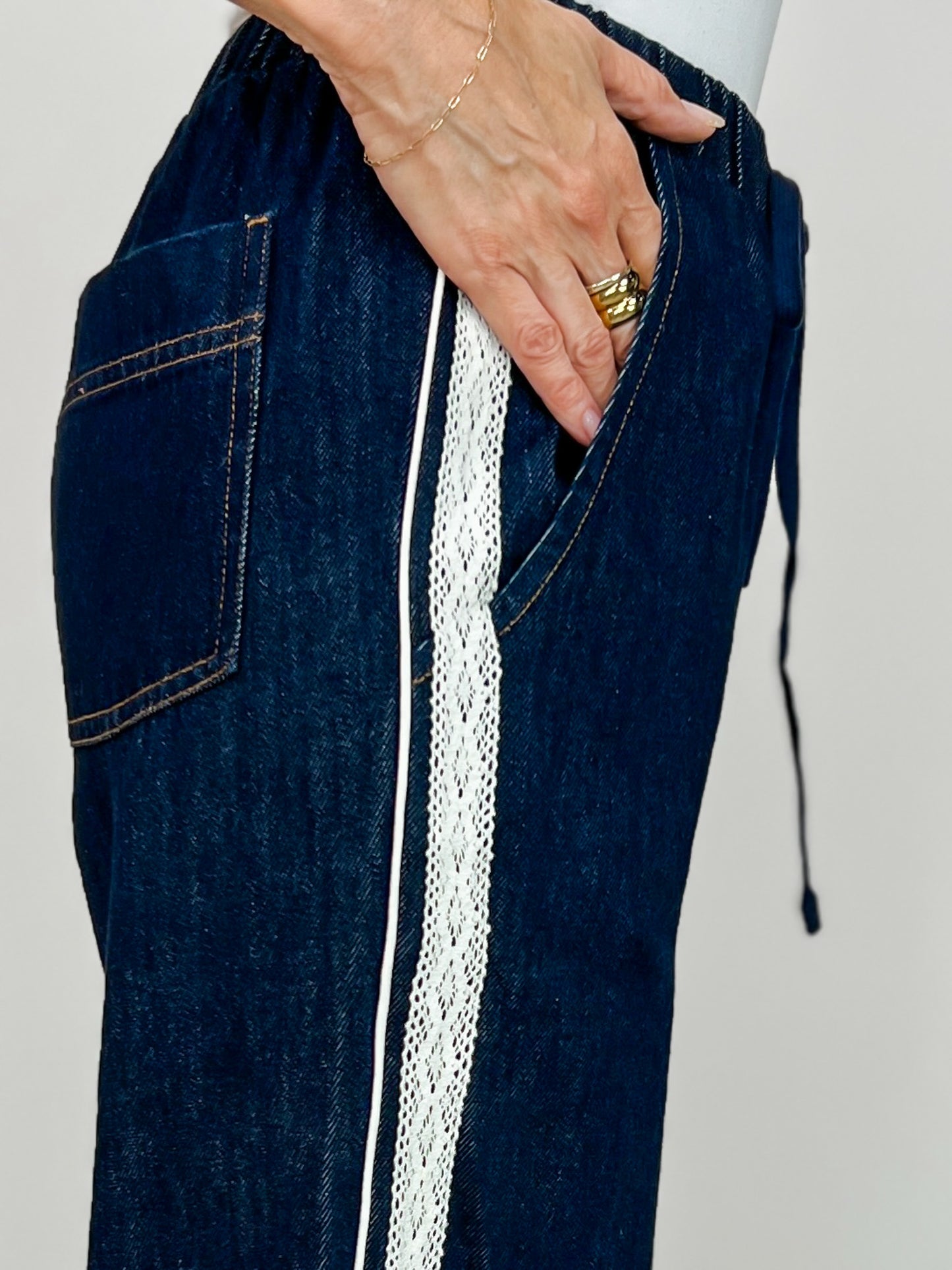 Wide Leg Pants With Side Lace Trim And Piping