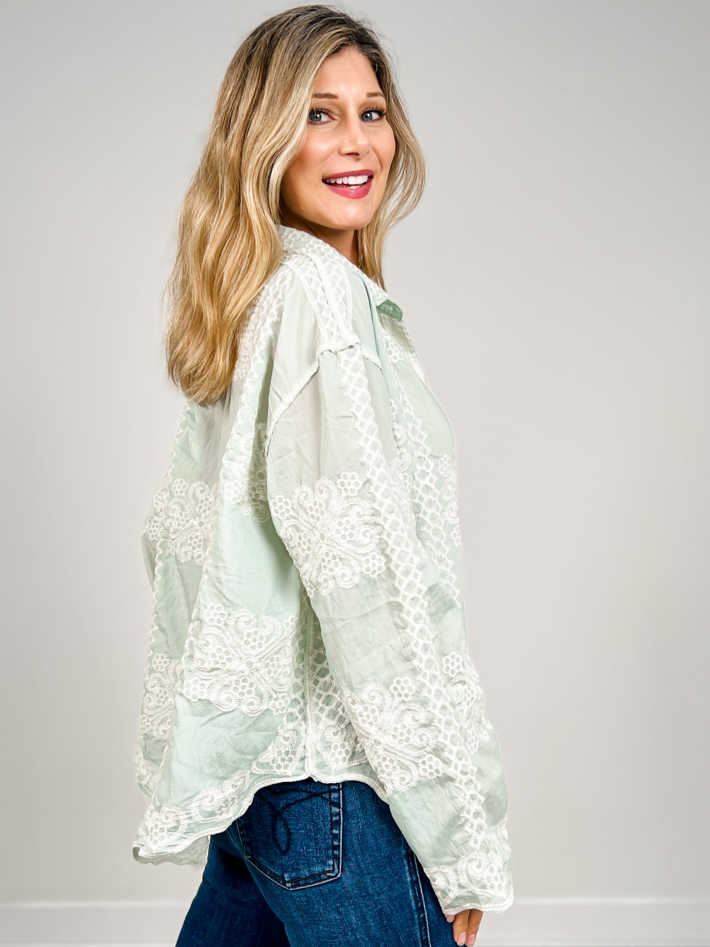 Long Sleeve Embroidery Edge Point Button Down Collared Top