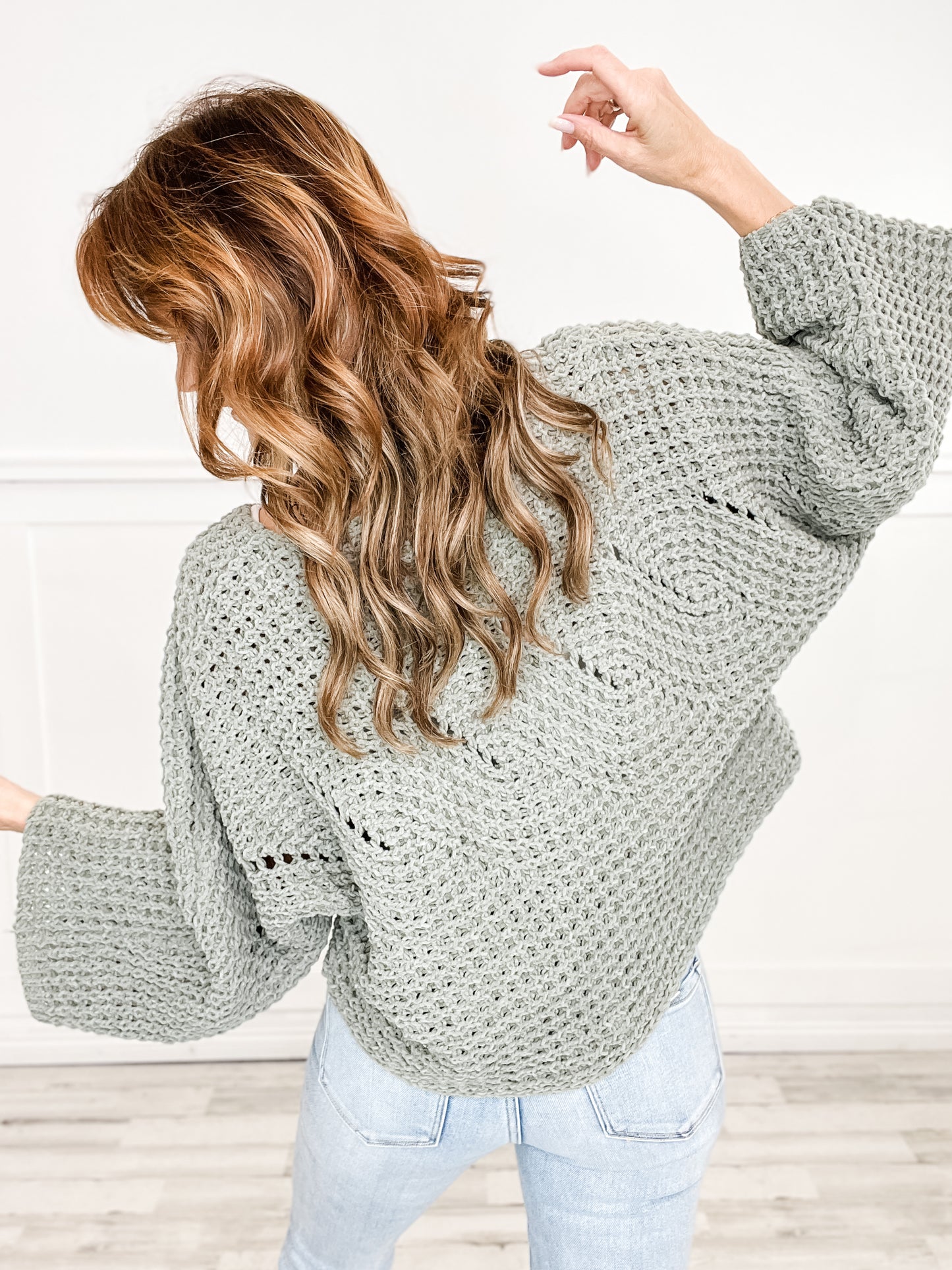 Round Neck Semi Cropped Chenille Solid Sweater