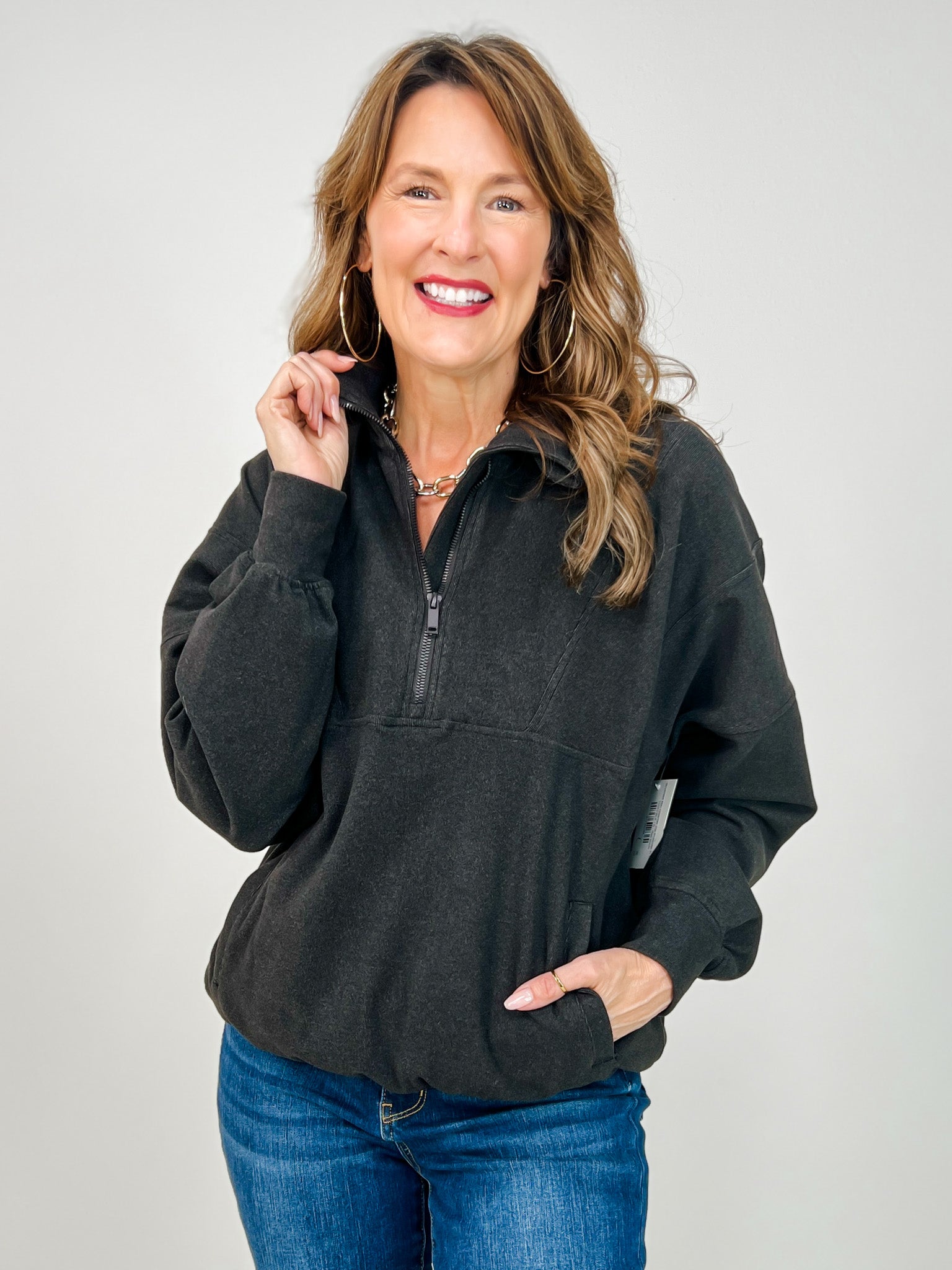 Brushed Rib Quarter Zip Pullover in Black
