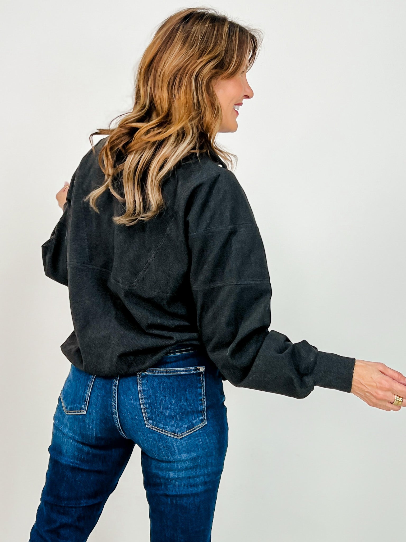Brushed Rib Quarter Zip Pullover in Black