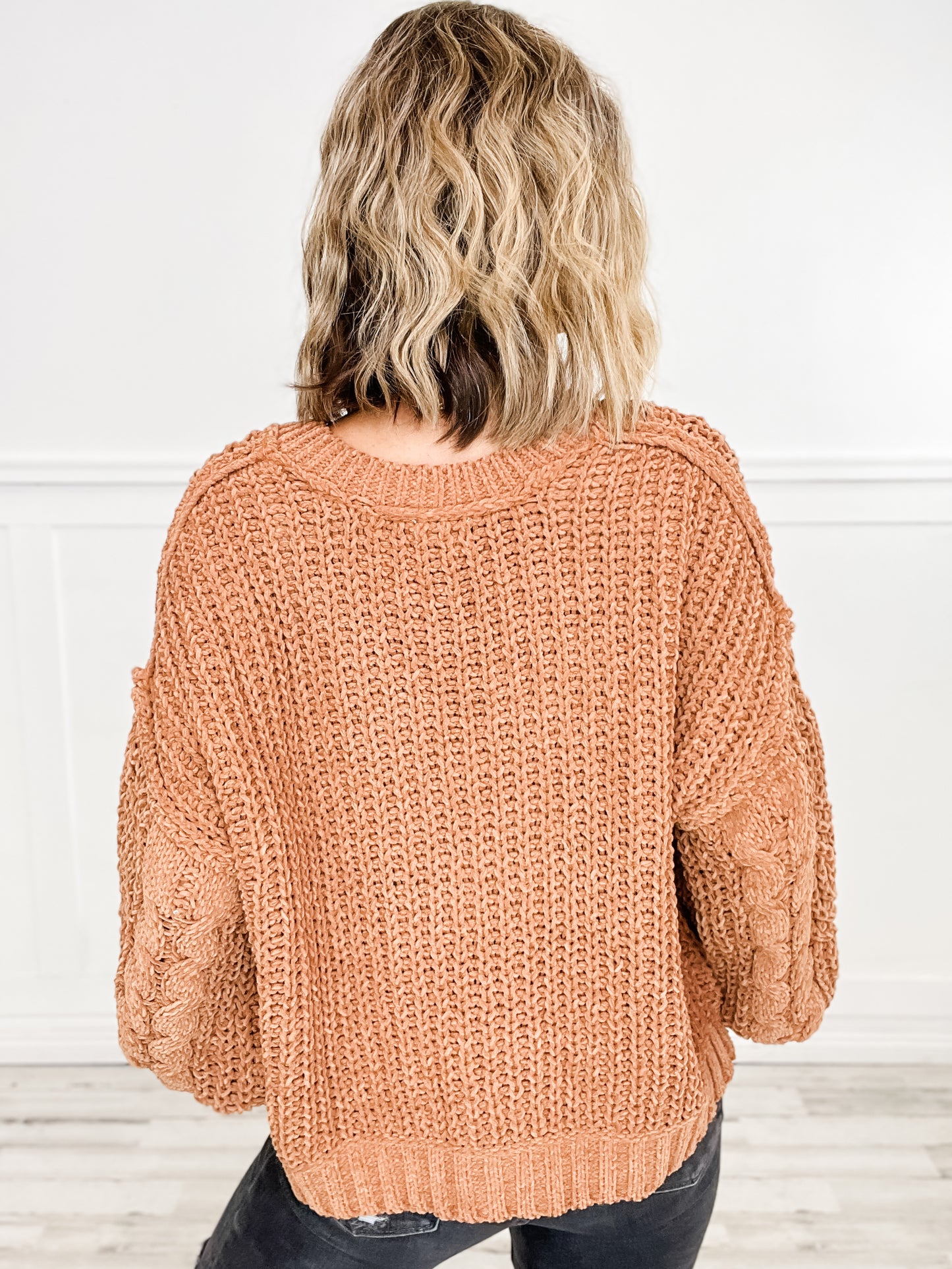 V-Neck Semi Cropped Top in Chenille Sweater