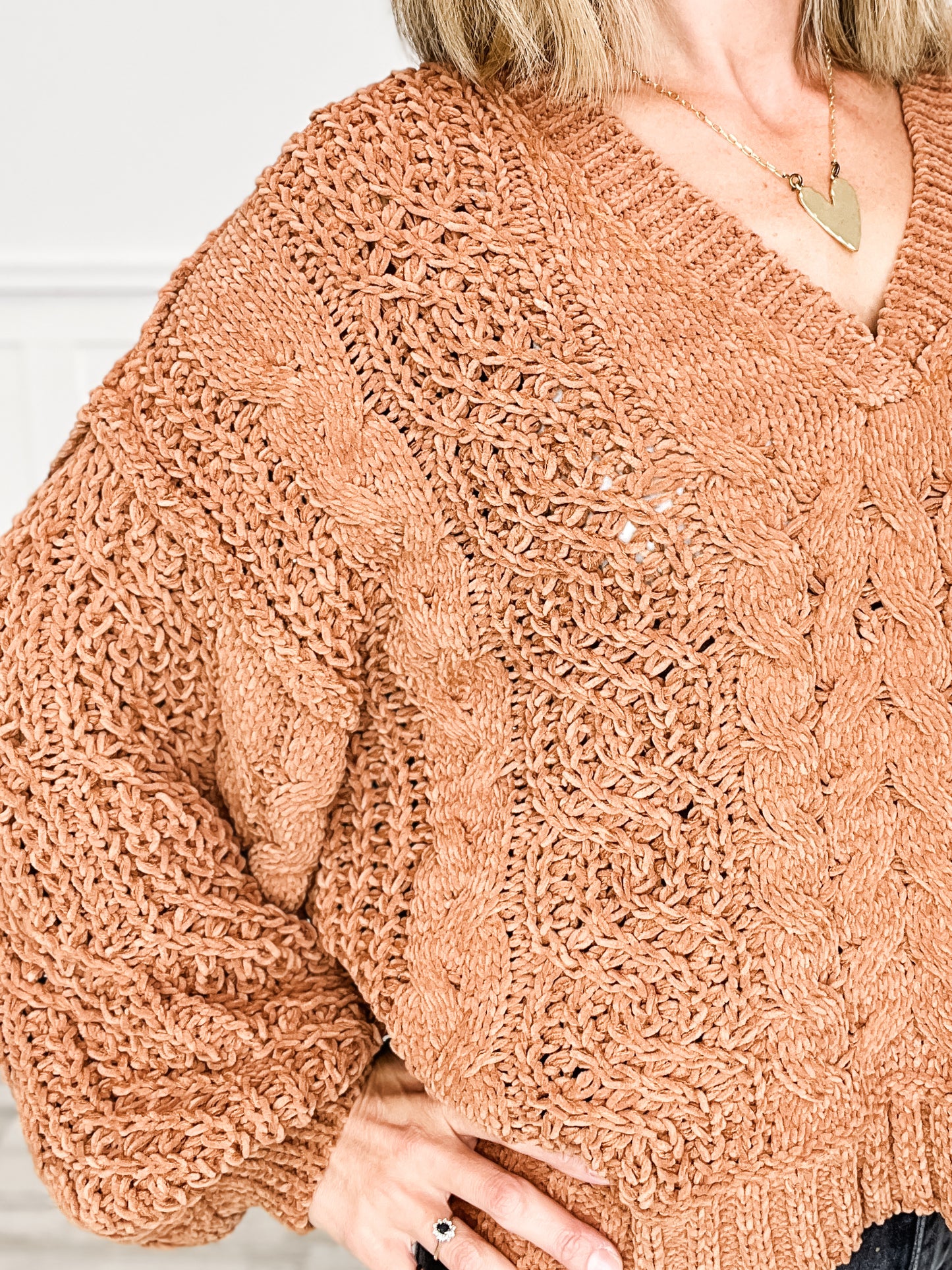 V-Neck Semi Cropped Top in Chenille Sweater