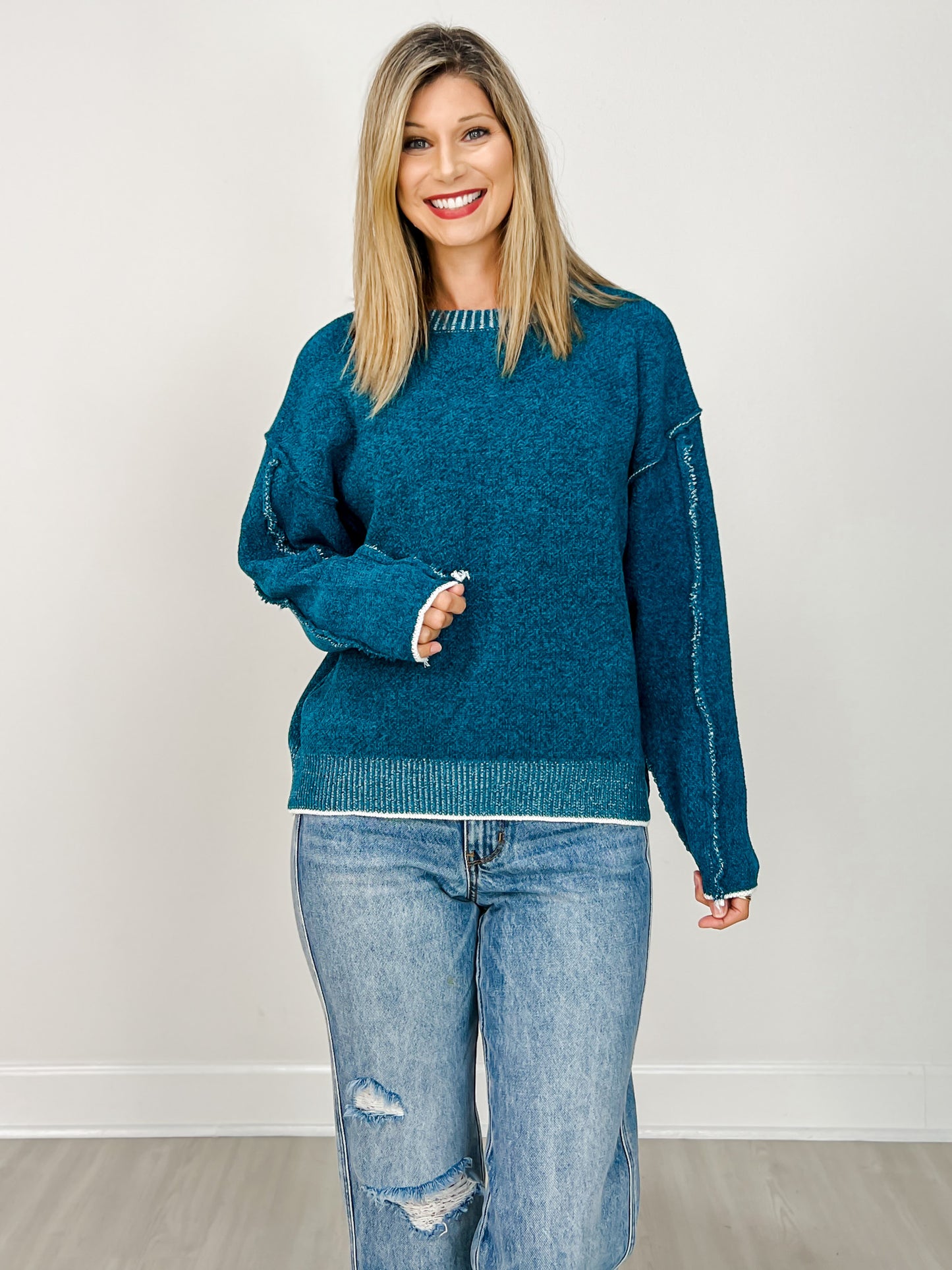 Exposed Seam Round Neck Sweater - GRP A