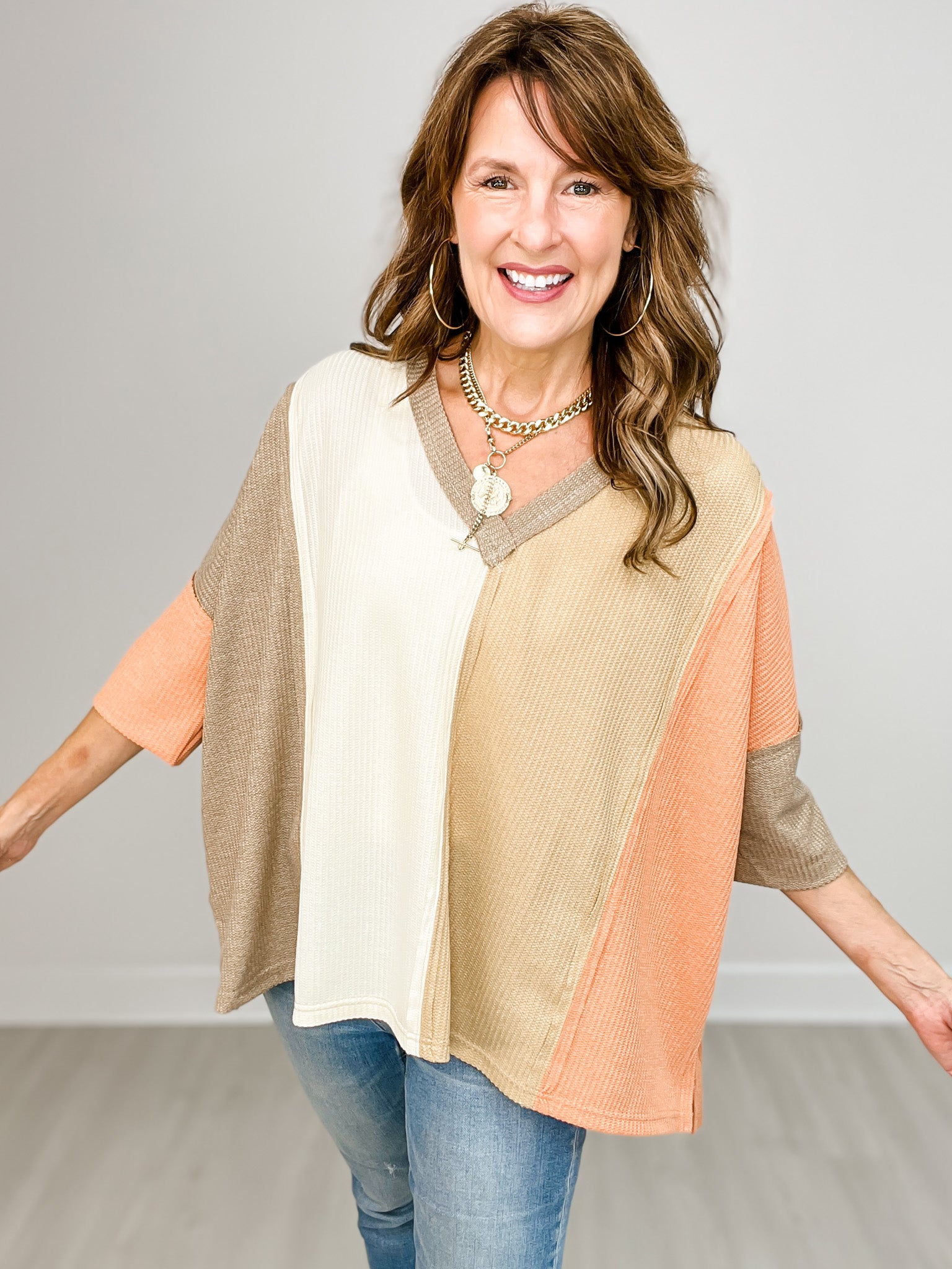 Half Sleeve V-Neck Color Block Thermal Knit Top