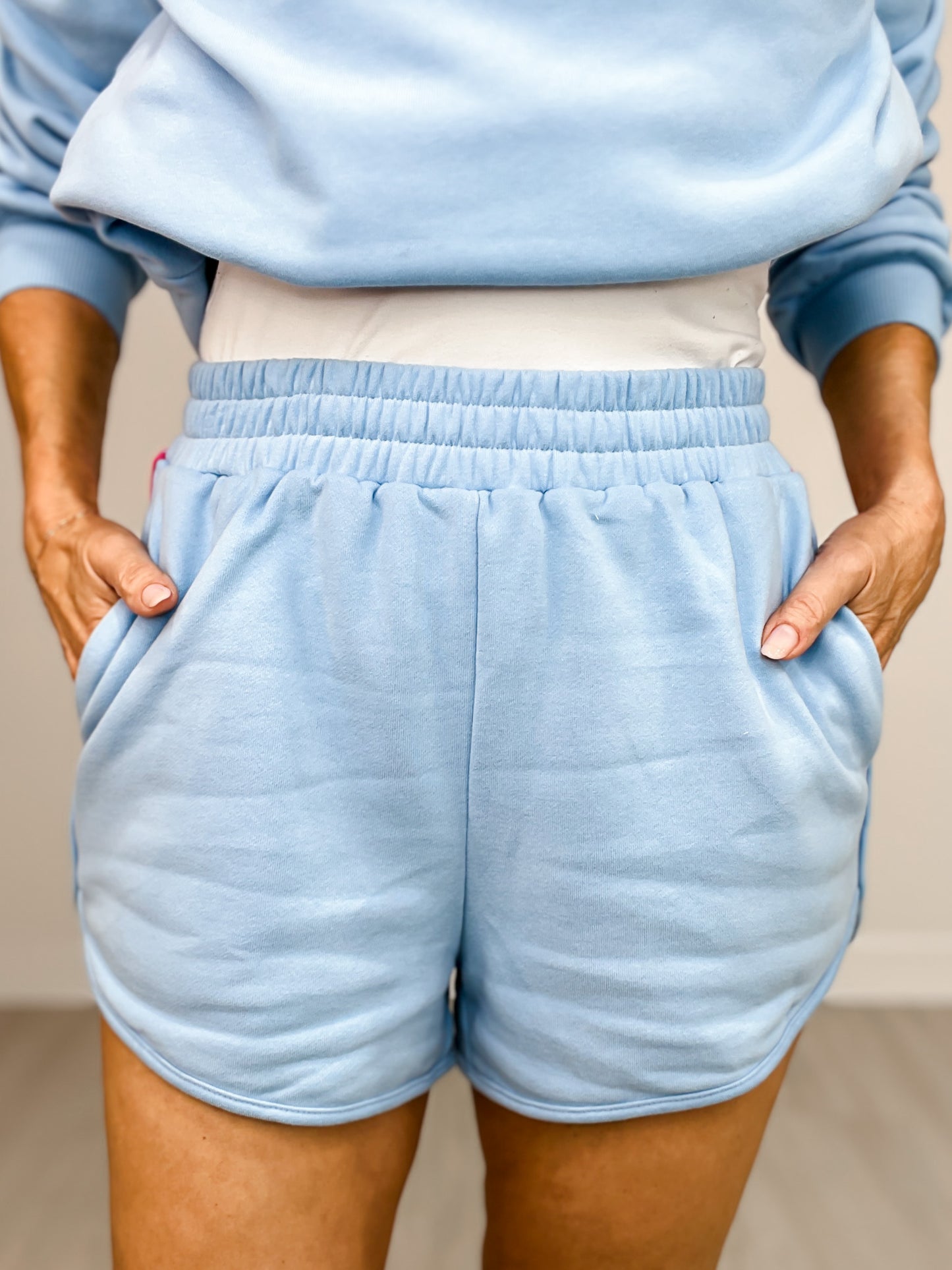 Accent Pullover And Shorts Two Piece Casual Set