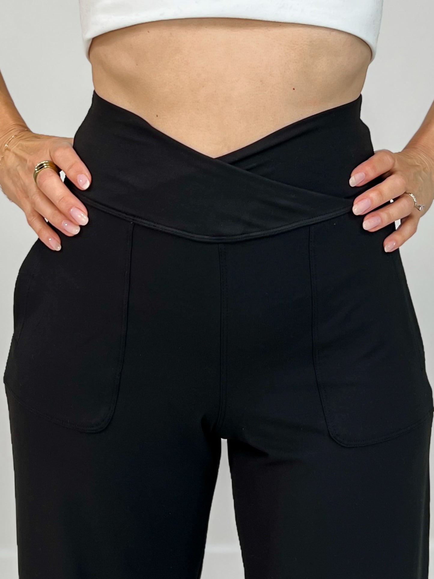 Recycled Butter V-Waist Wide Pant