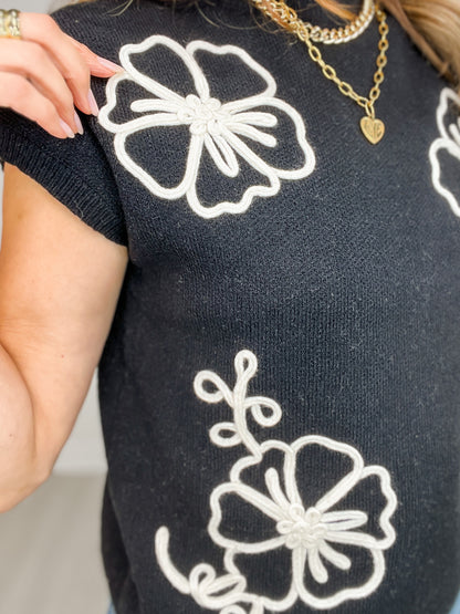 Sleeveless Mock Neck Contrast Floral Trim Knit Sweater