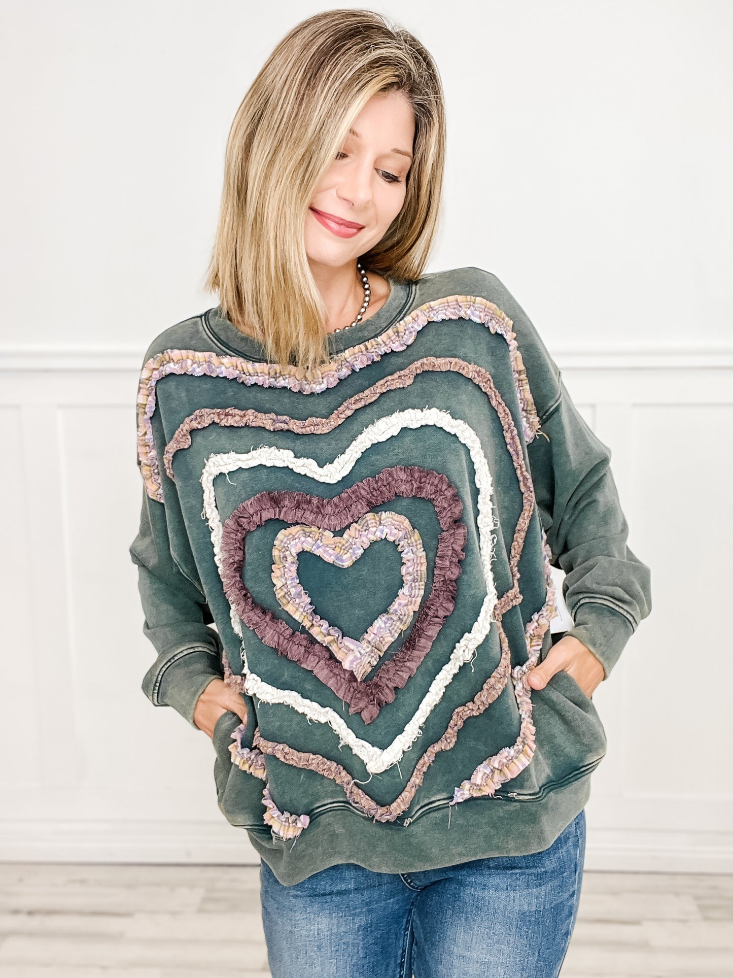 Long Sleeve Vintage Wash Heart Pullover Top