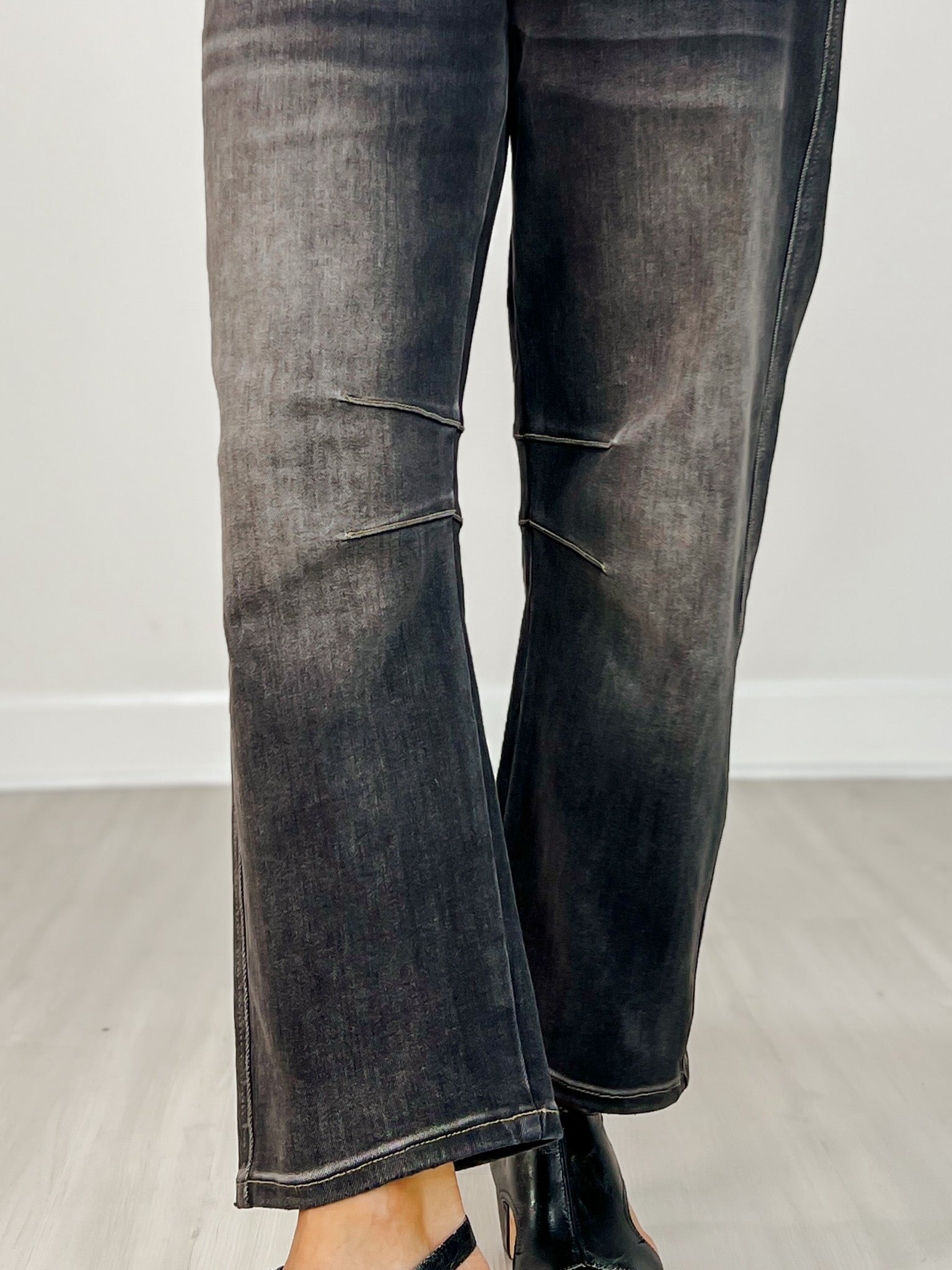 Mica Super High Hidden Button Barrel Black Jeans