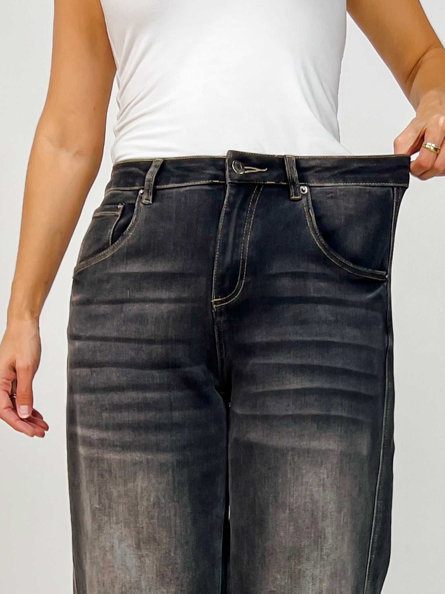 Mica Super High Hidden Button Barrel Black Jeans
