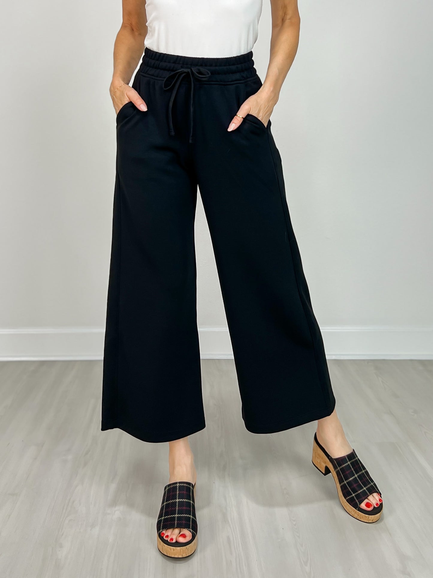 Modal Scuba Cropped Wide Pant in Black