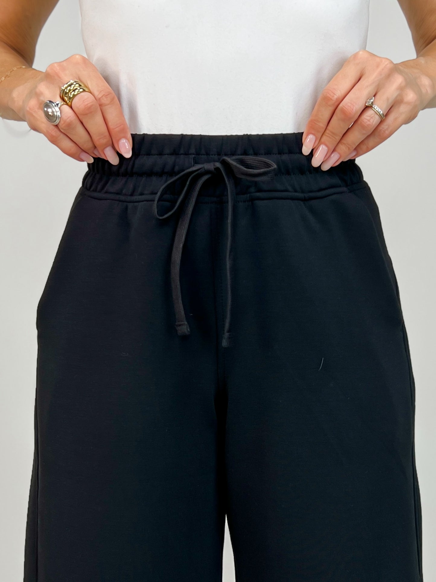 Modal Scuba Cropped Wide Pant in Black