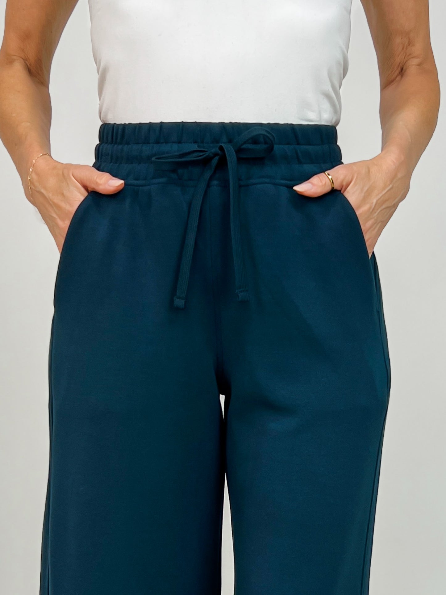 Modal Scuba Cropped Wide Pant in Teal Navy