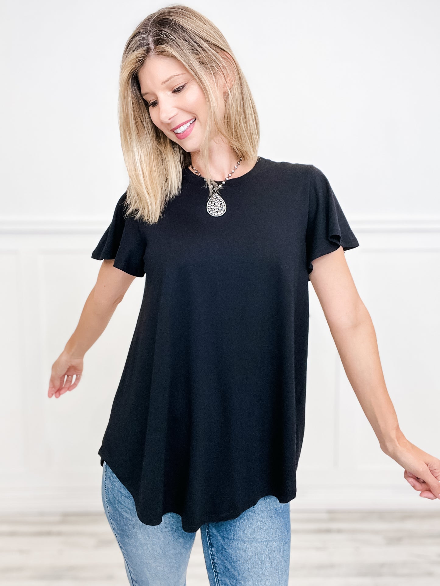 Crew Neck Semi-Flare Short Sleeve Top