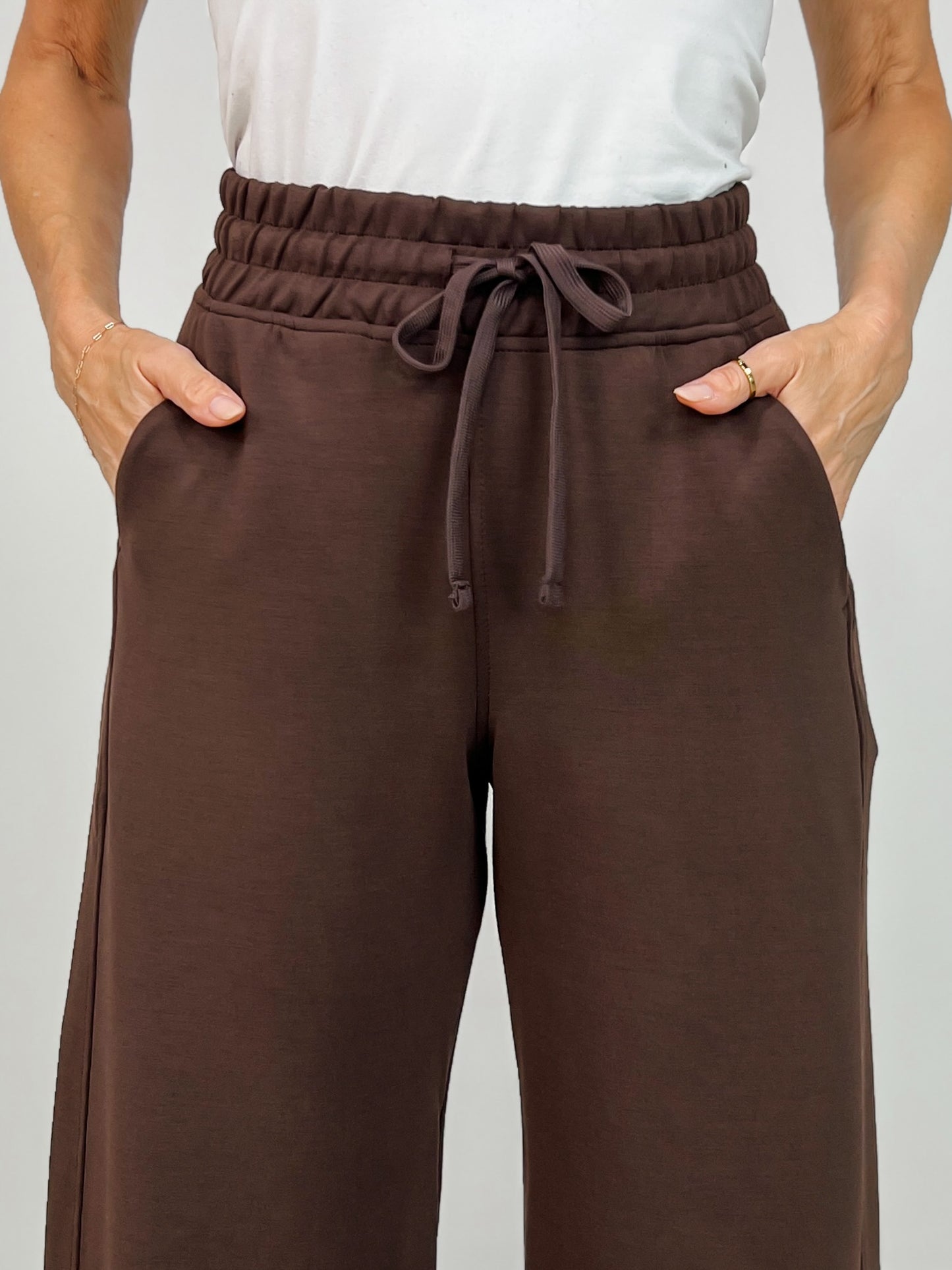 Modal Scuba Cropped Wide Pant in Espresso