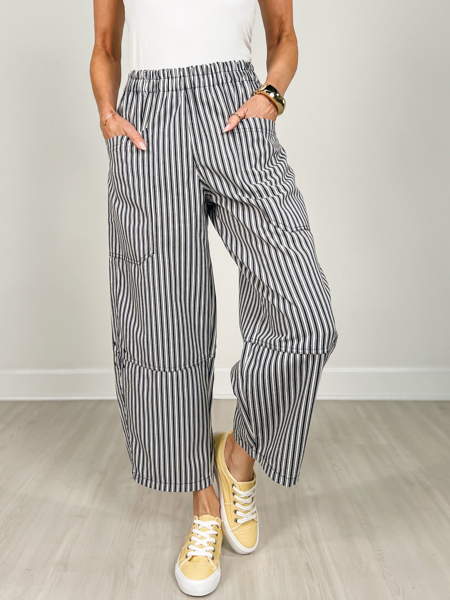 Stripe Pocket Detail Wide Leg Pants