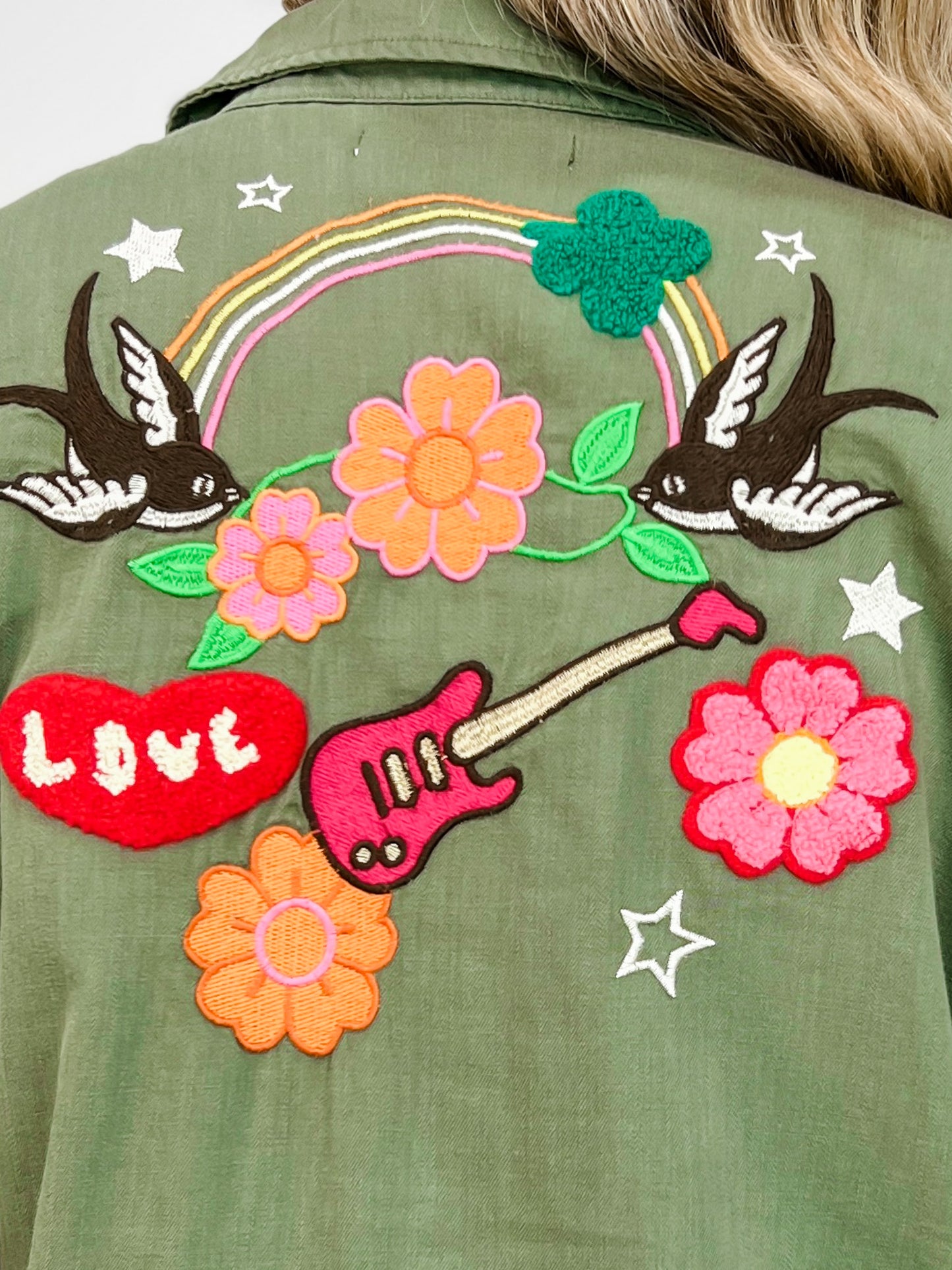 Billy T Birds of a Feather Button Up Top