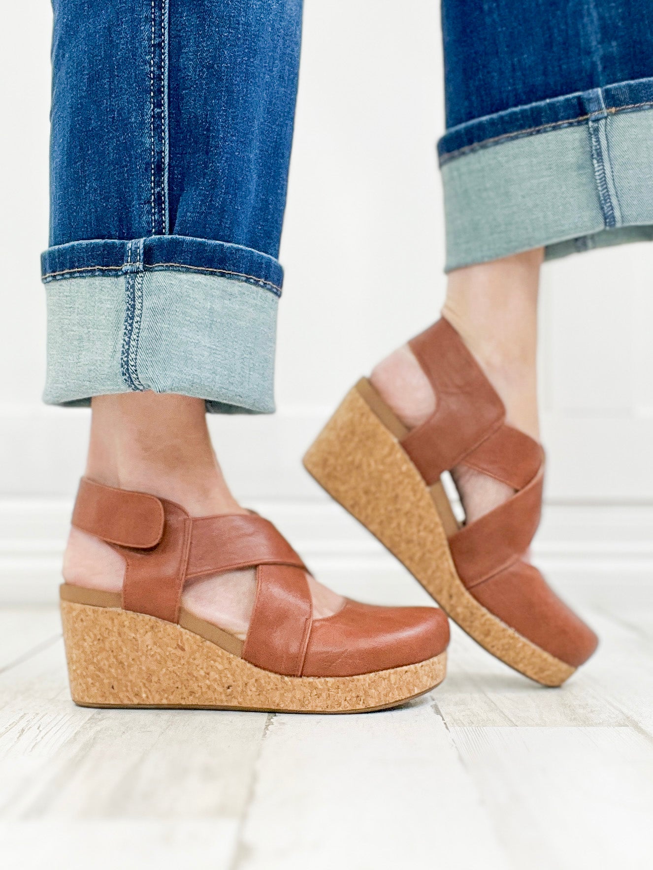 Corkys Case Closed Closed Toe Wedges in Bourbon