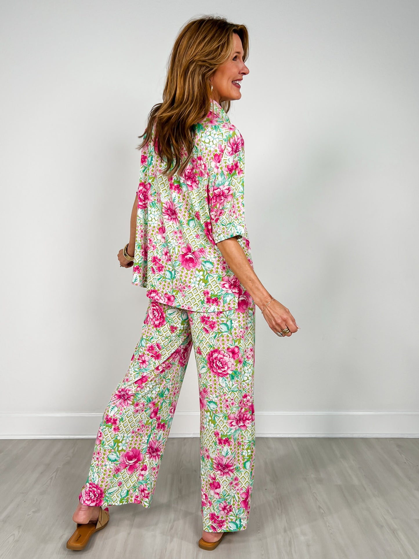 Ocean Tide Short Sleeve Top with Matching Bottoms Set