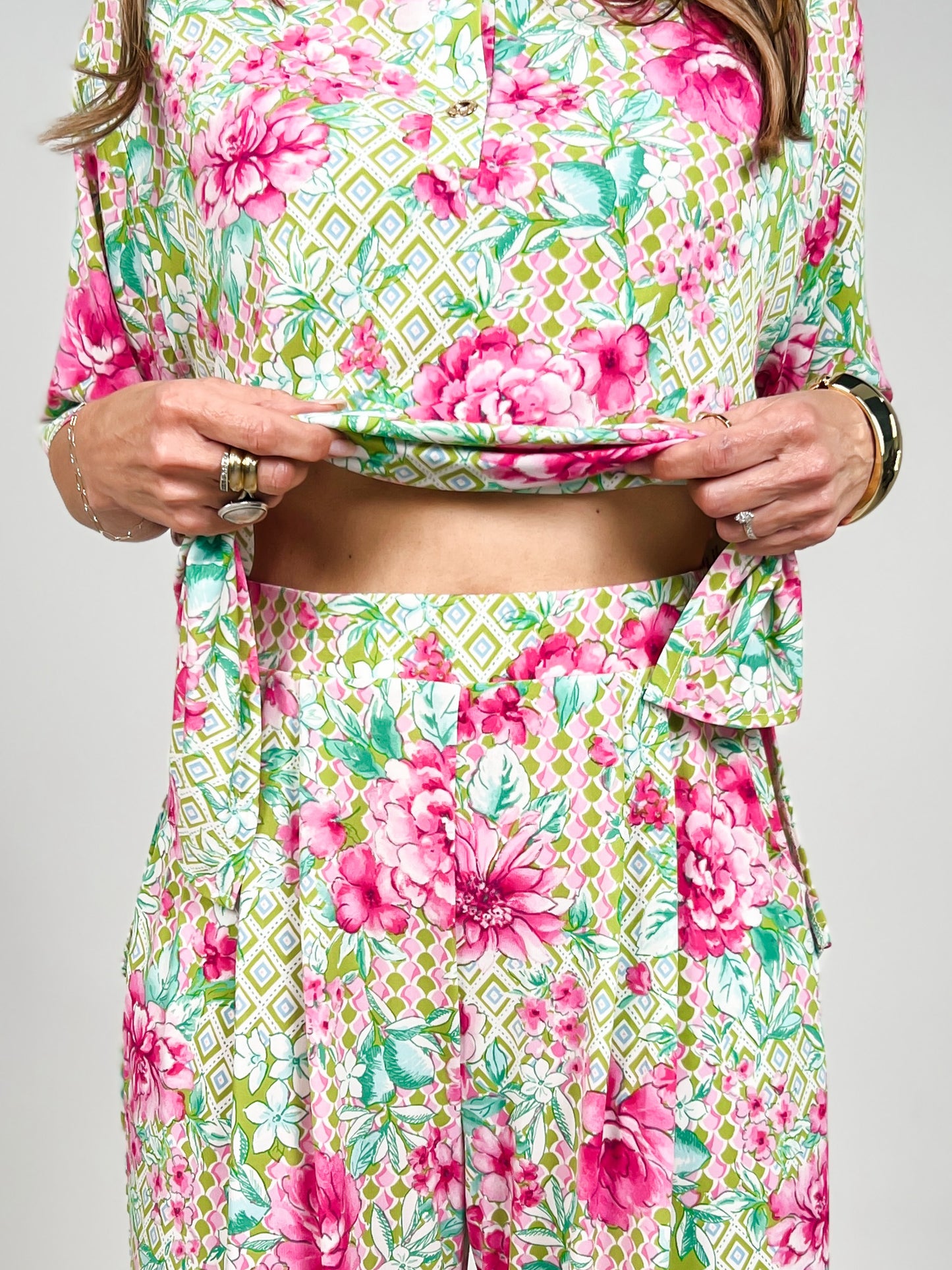 Ocean Tide Short Sleeve Top with Matching Bottoms Set