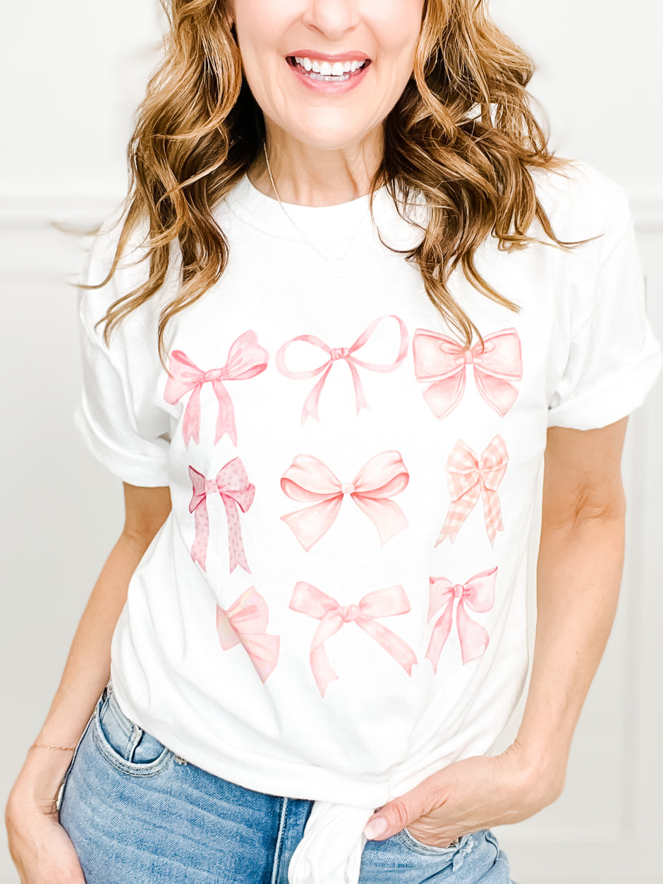 Aesthetic Pink Bows Graphic Tee