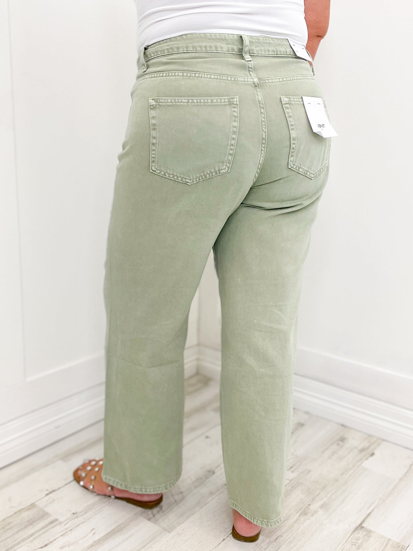 Vervet High Rise Wide Ankle Jeans in Desert Sage